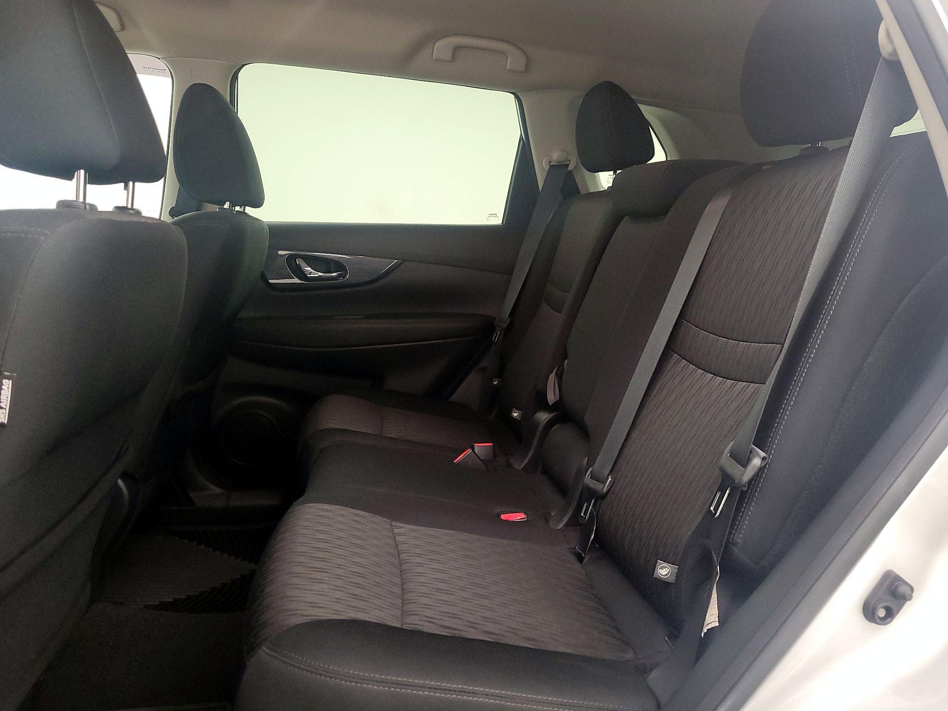 Thumbnail: 2020 Nissan Rogue - 19