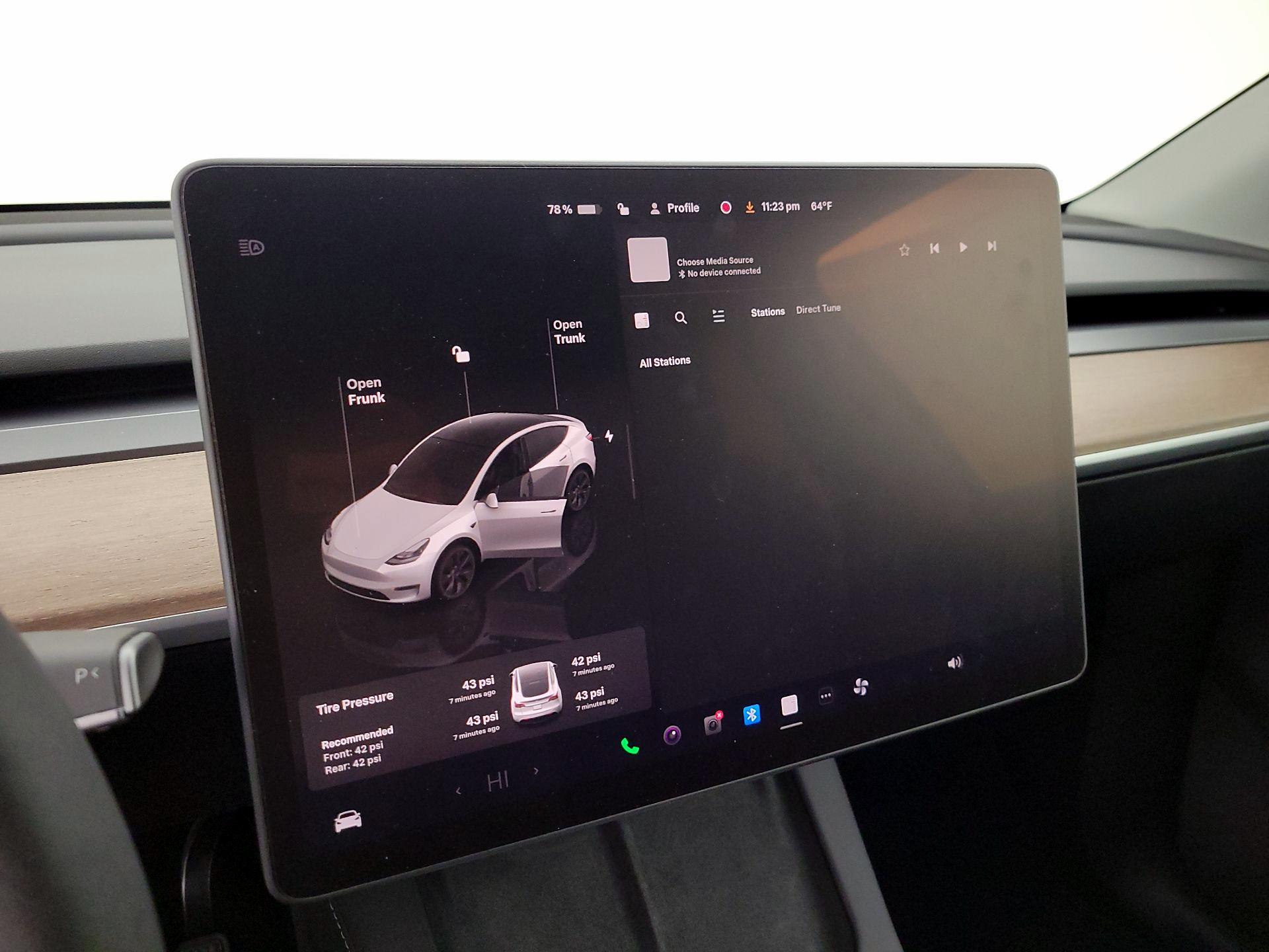Thumbnail: 2024 Tesla Model Y - 14