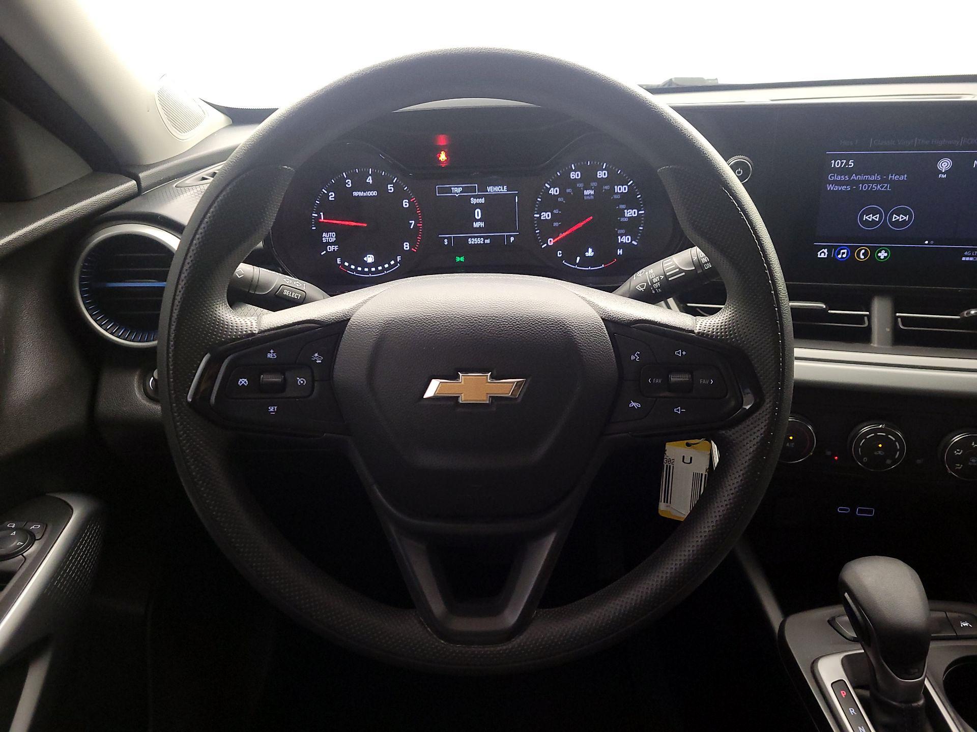 Thumbnail: 2025 Chevrolet Trax - 10