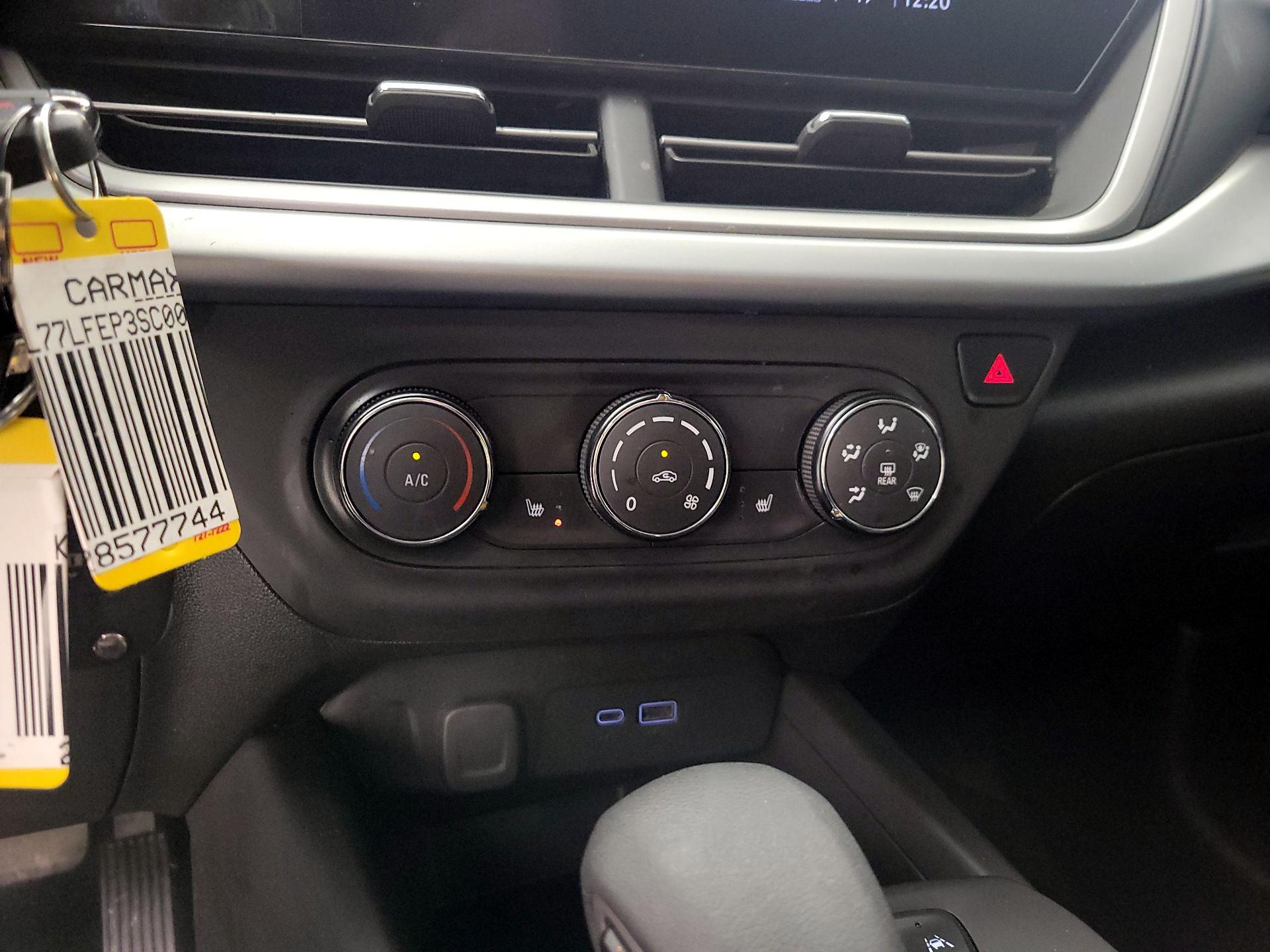 Thumbnail: 2025 Chevrolet Trax - 16