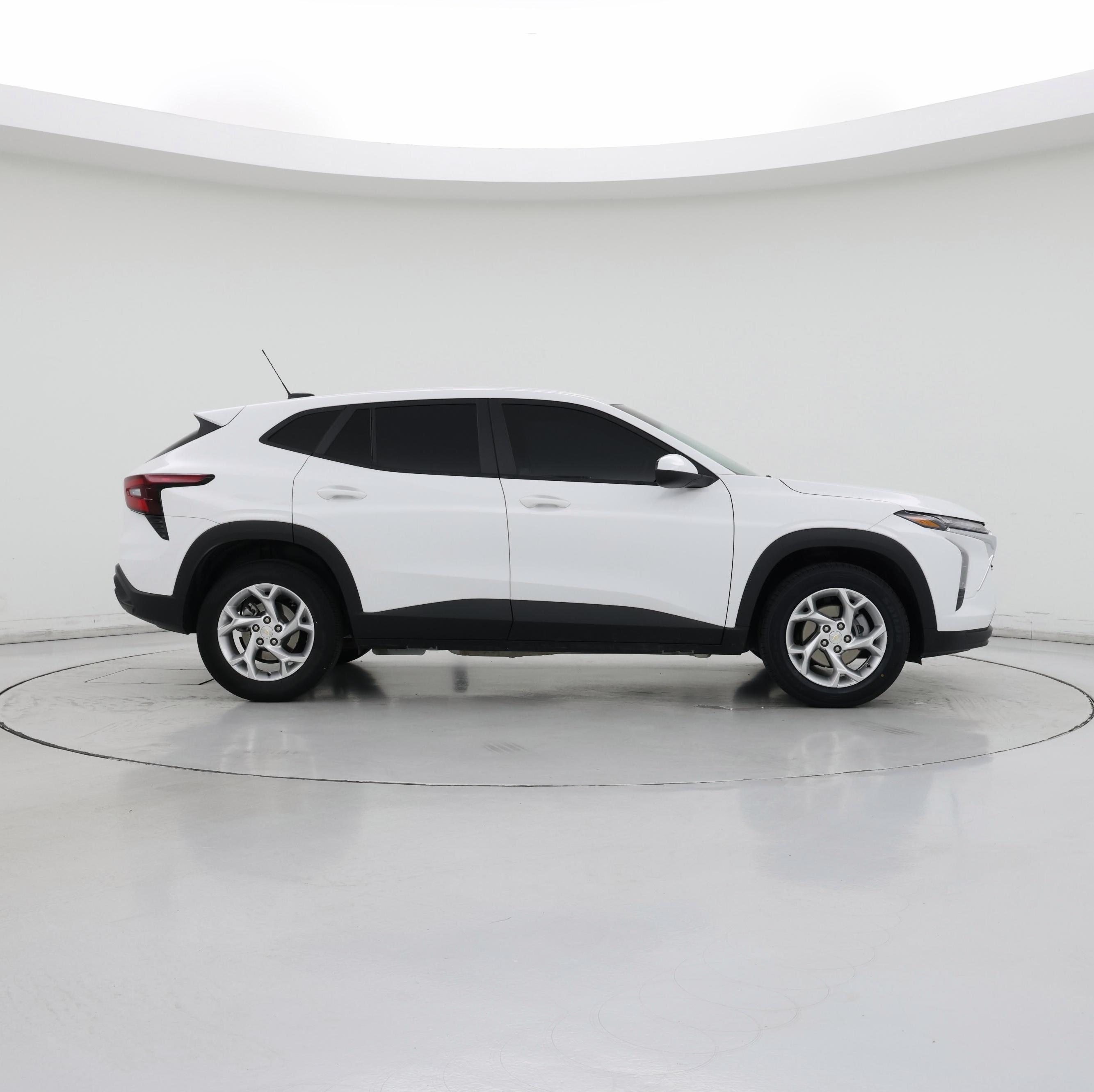 Thumbnail: 2025 Chevrolet Trax - 7