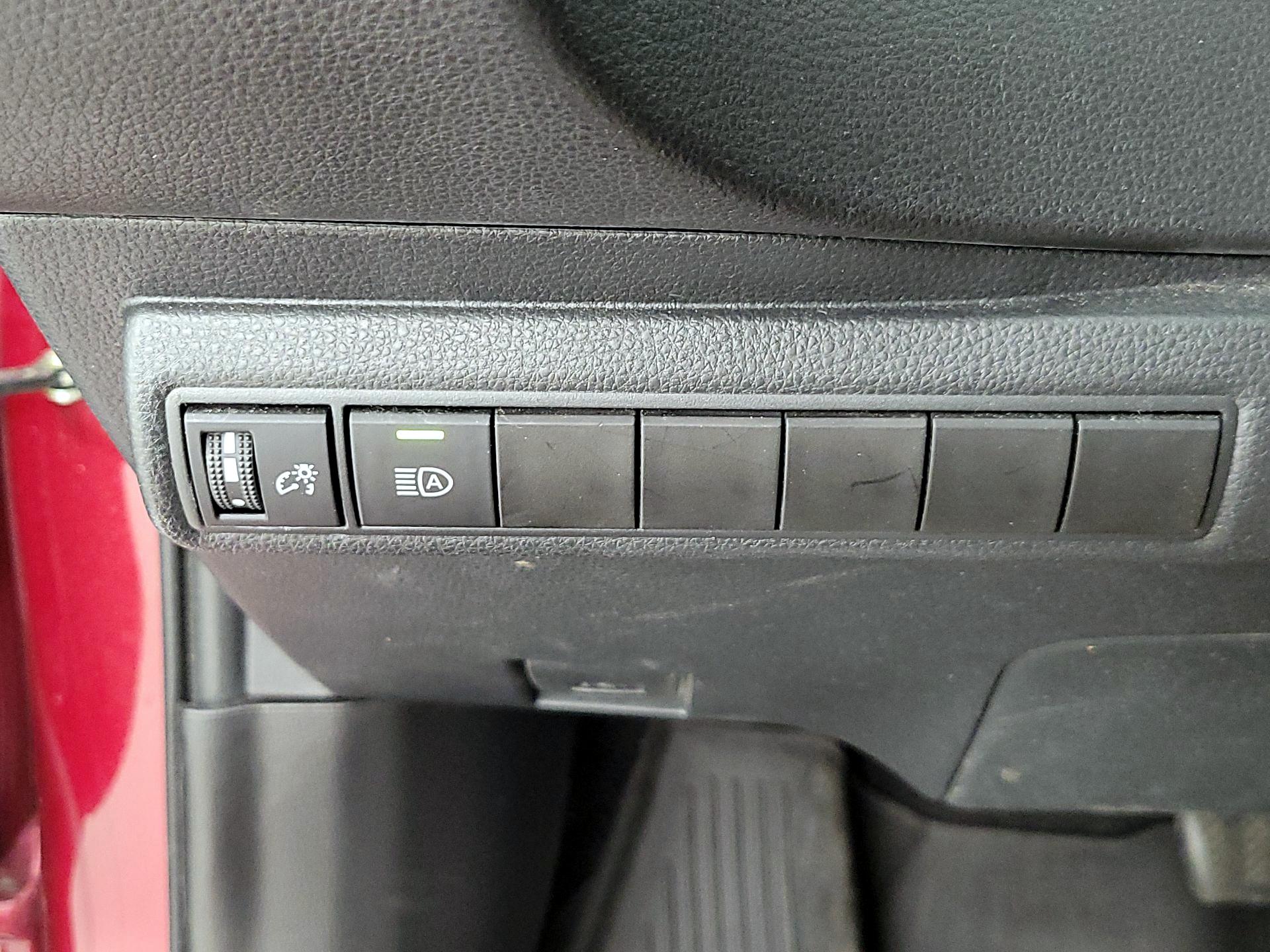 Thumbnail: 2022 Toyota Corolla - 13