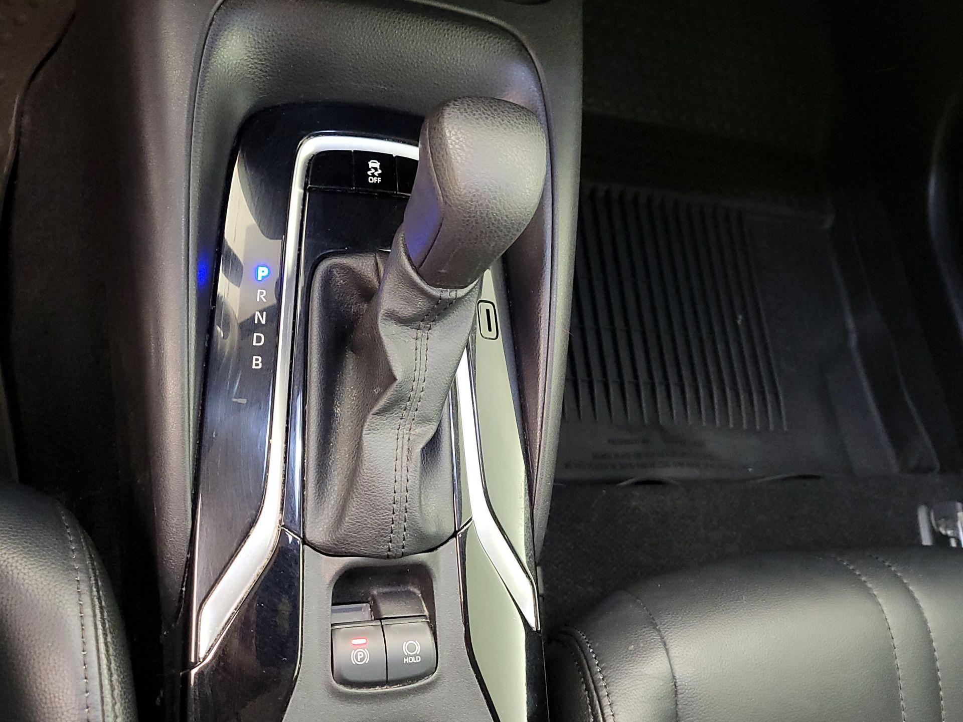 Thumbnail: 2022 Toyota Corolla - 17