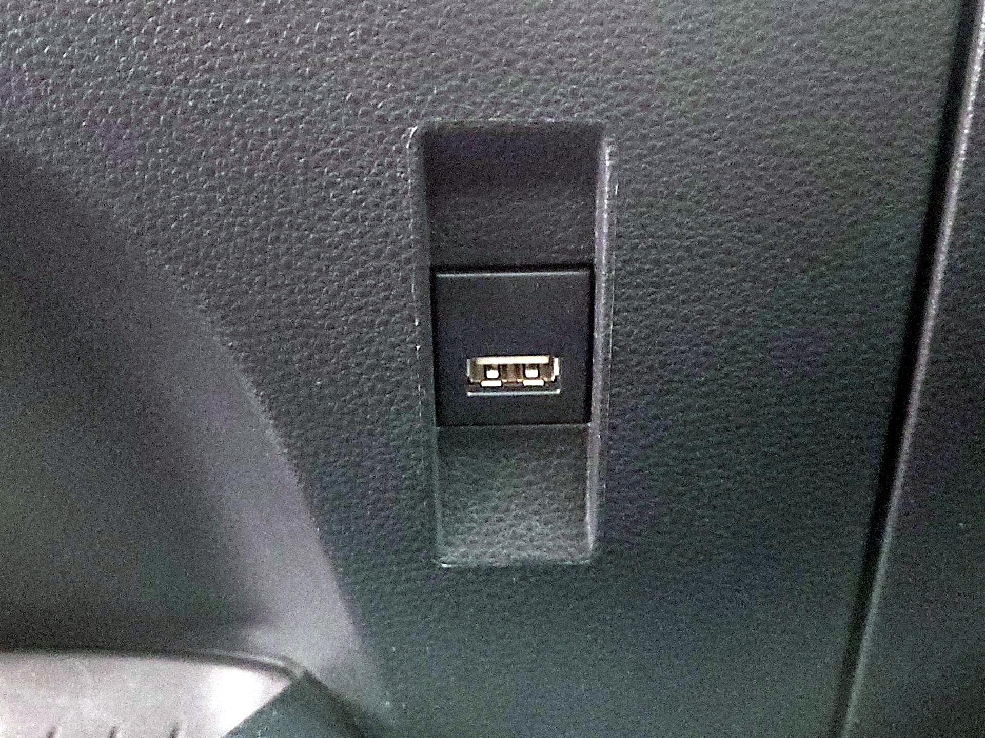 Thumbnail: 2022 Toyota Corolla - 18