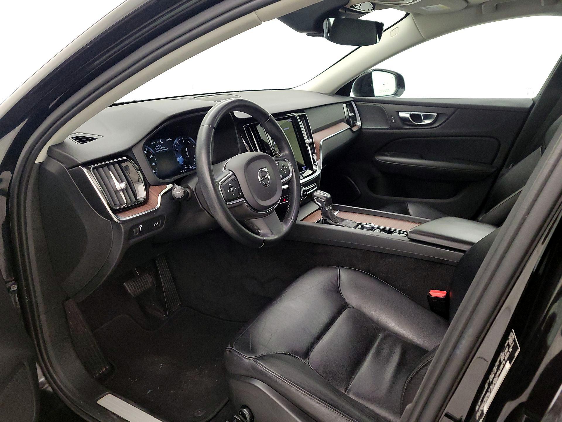 Thumbnail: 2021 Volvo S60 - 11