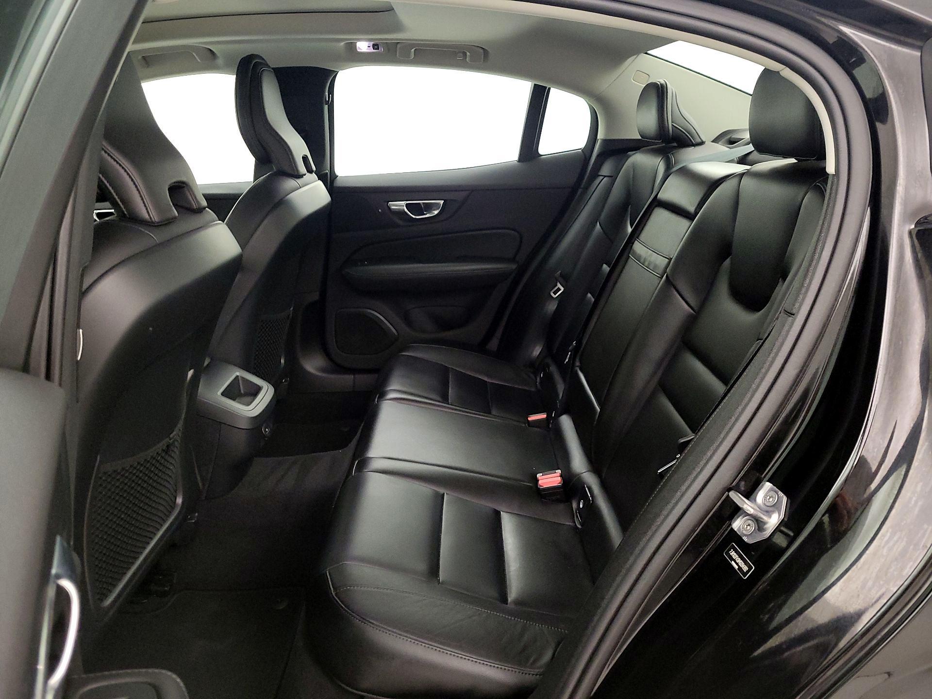 Thumbnail: 2021 Volvo S60 - 20