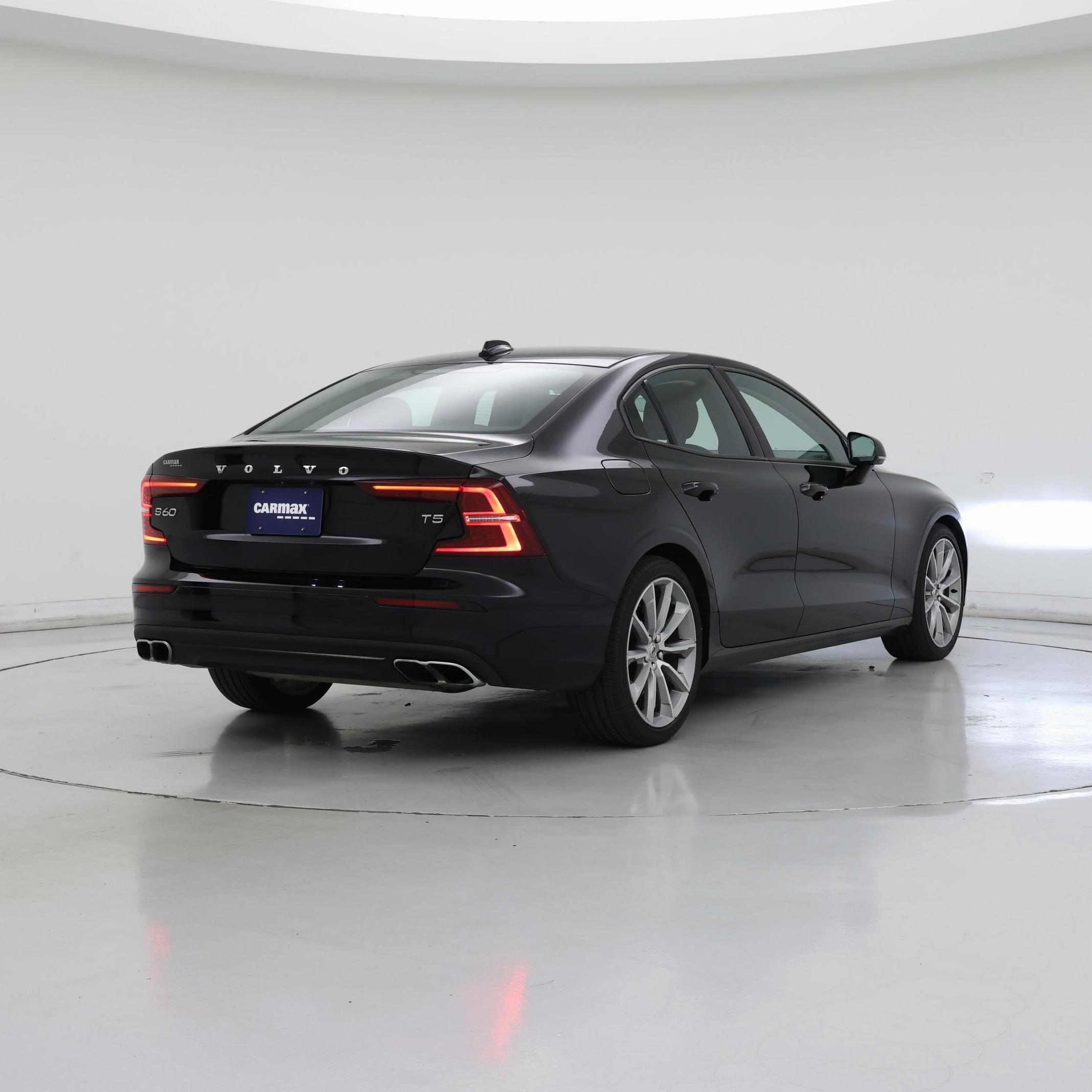Thumbnail: 2021 Volvo S60 - 8