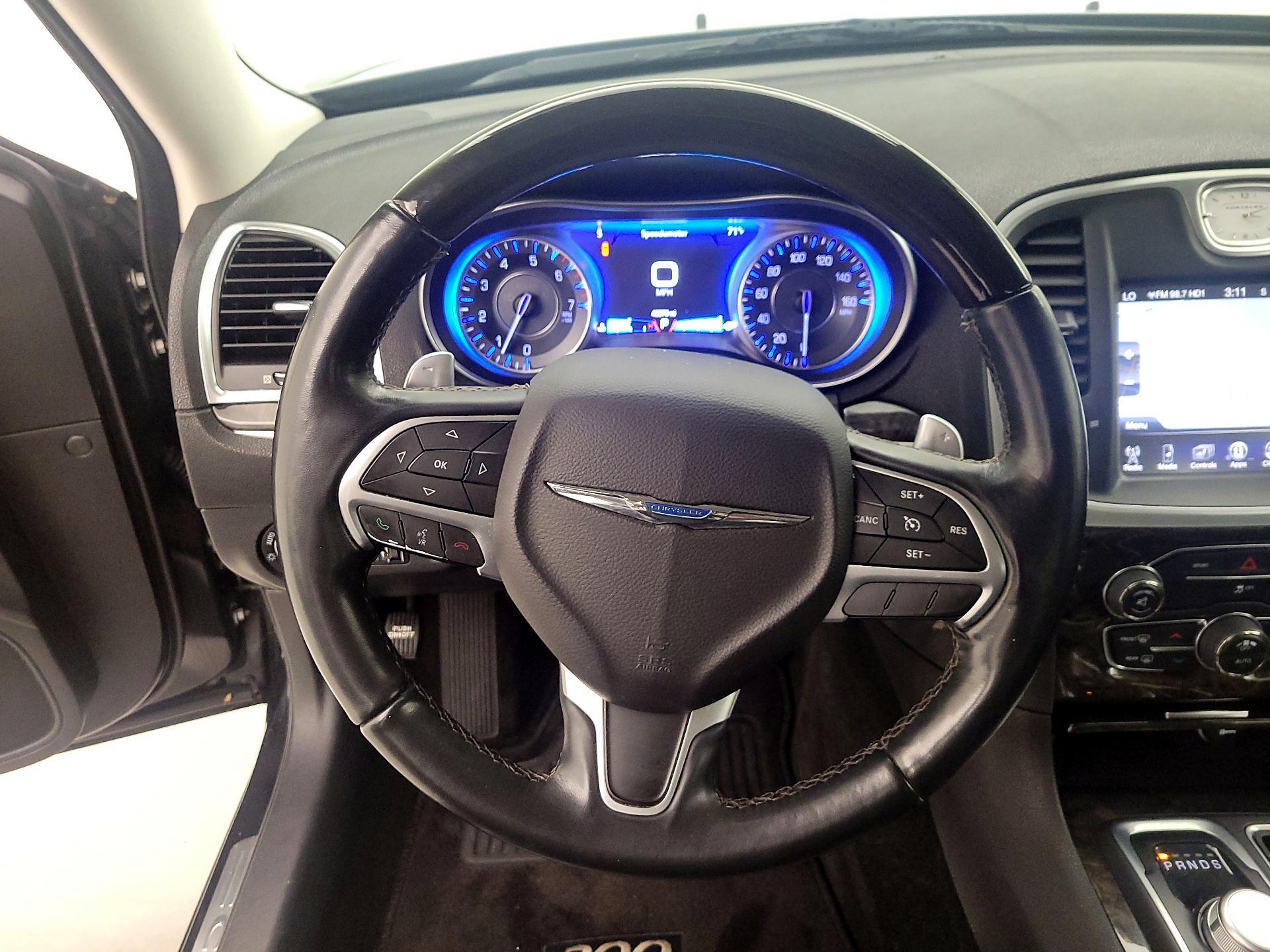 Thumbnail: 2015 Chrysler 300 - 10