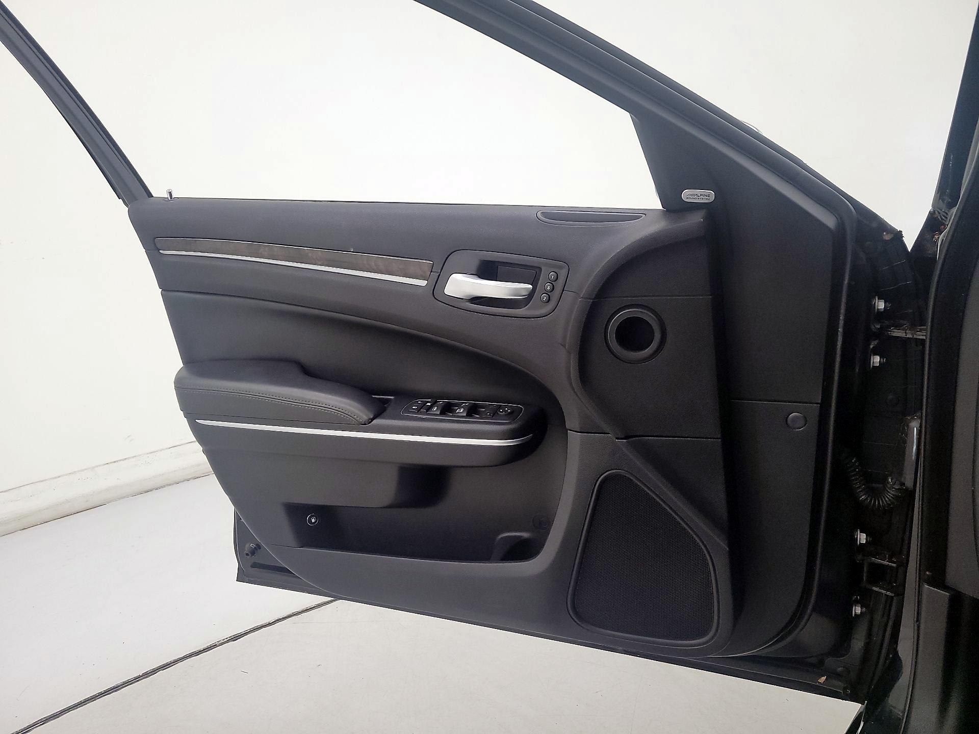 Thumbnail: 2015 Chrysler 300 - 12