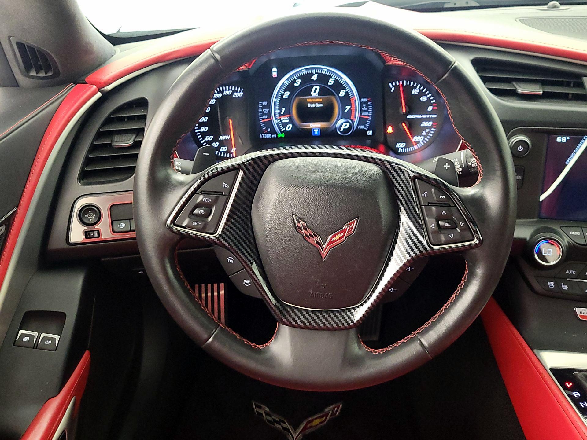 Thumbnail: 2015 Chevrolet Corvette - 10