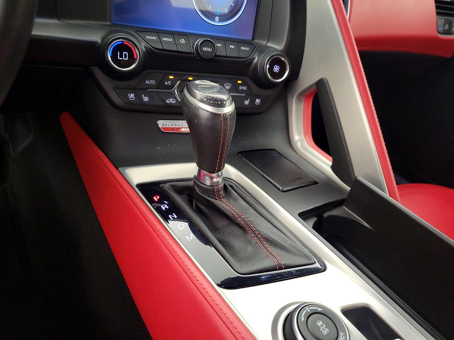 Thumbnail: 2015 Chevrolet Corvette - 18