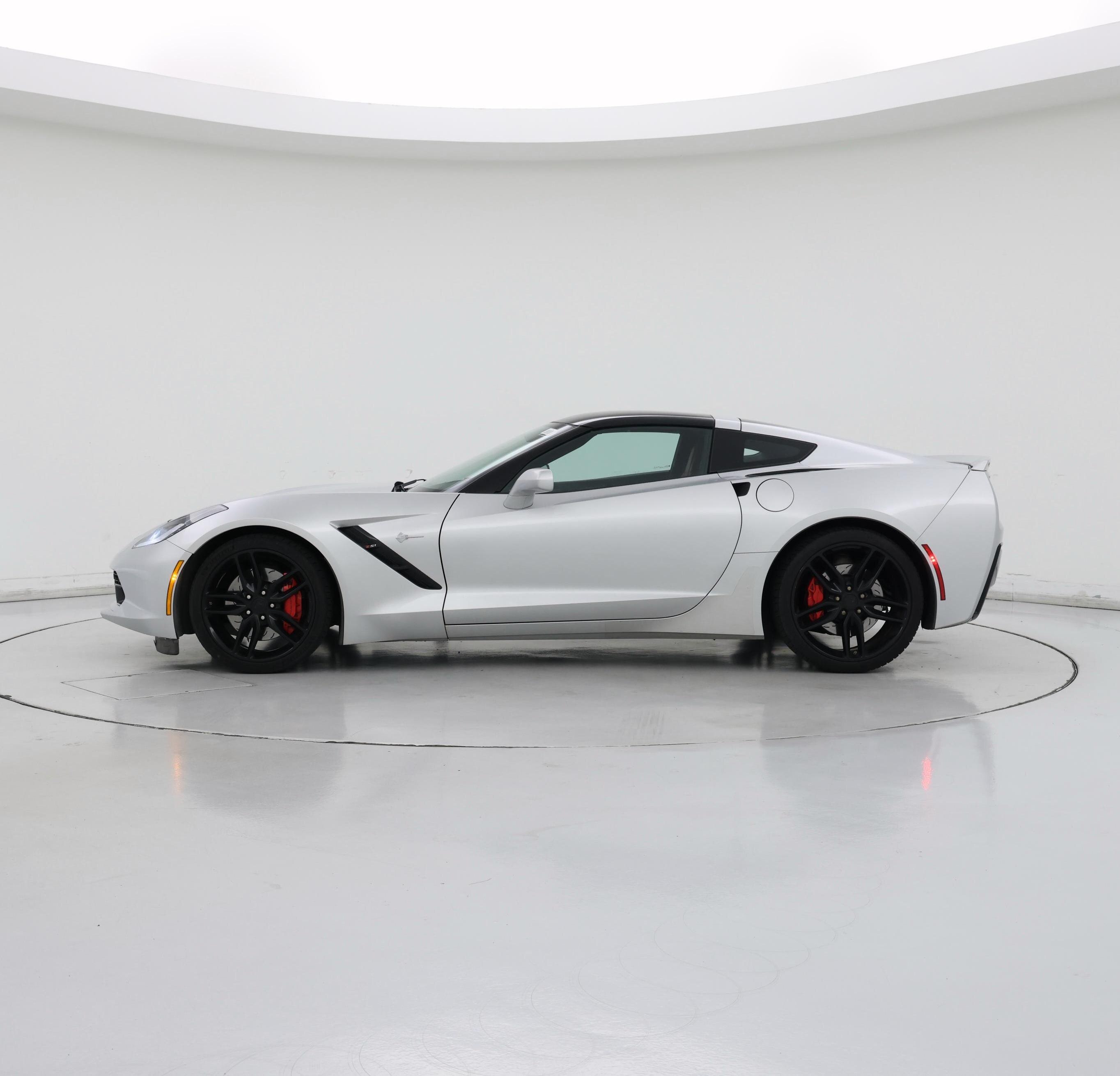 Thumbnail: 2015 Chevrolet Corvette - 3