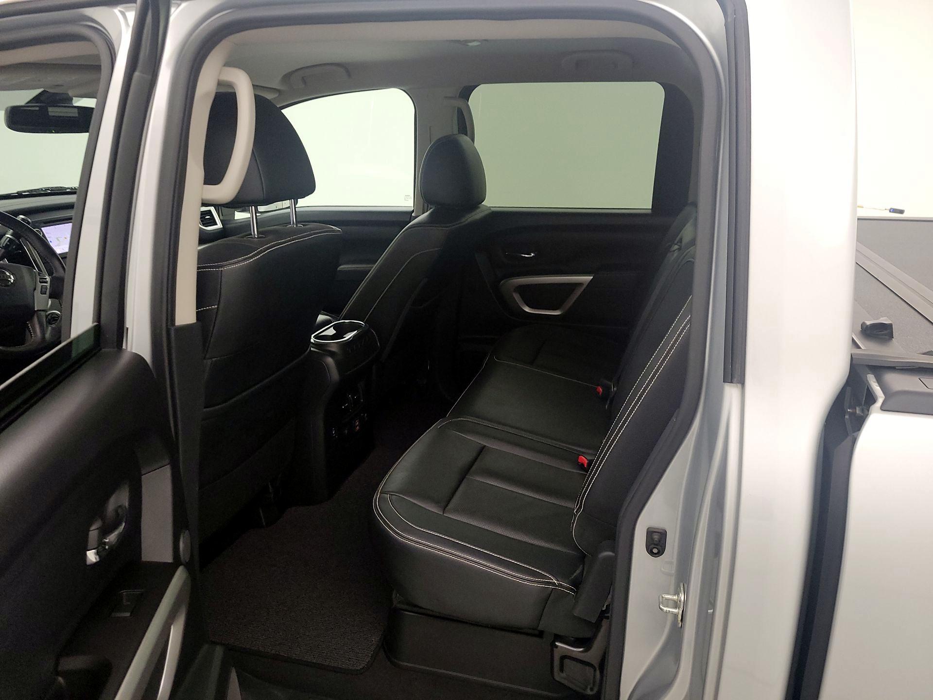 Thumbnail: 2019 Nissan Titan - 20