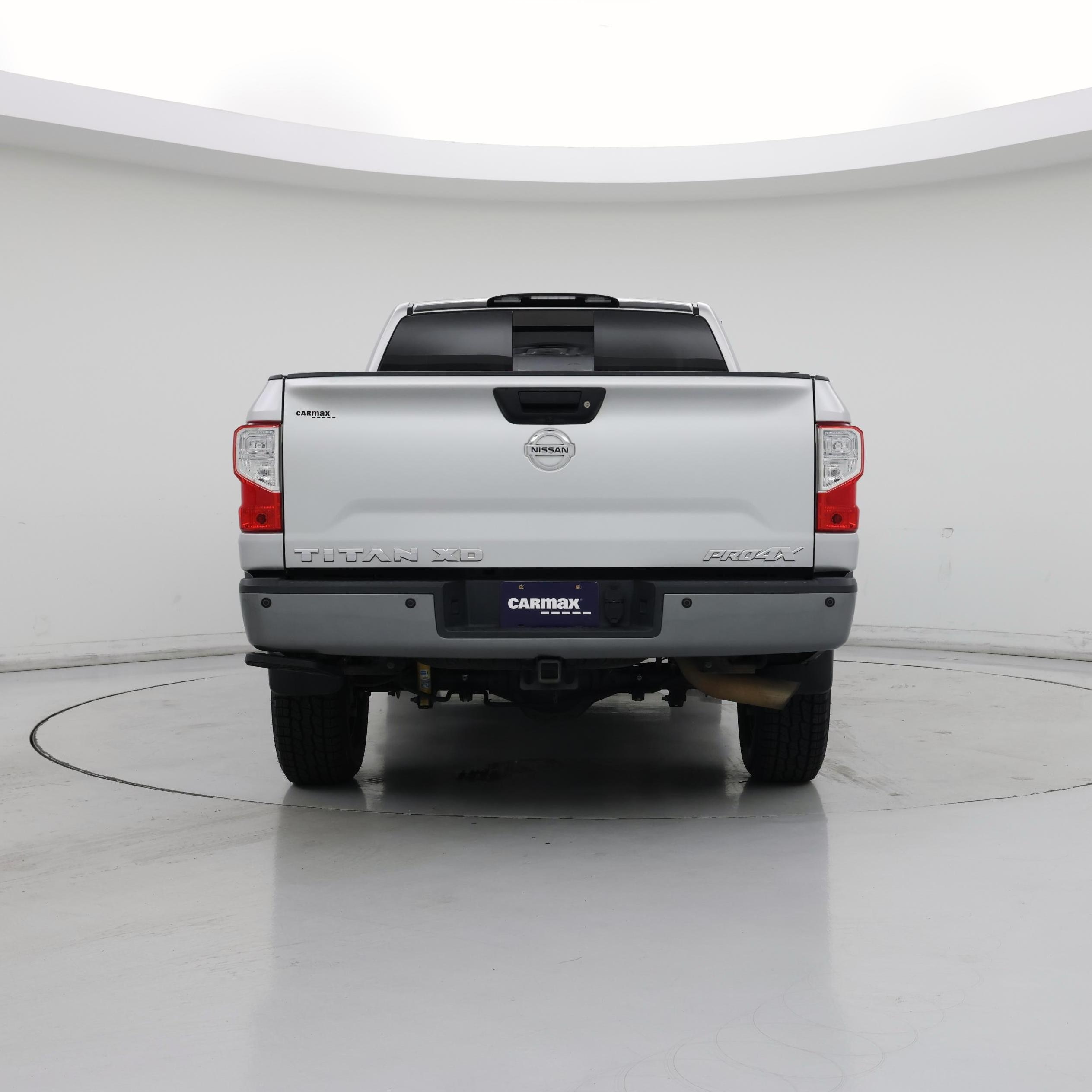 Thumbnail: 2019 Nissan Titan - 6