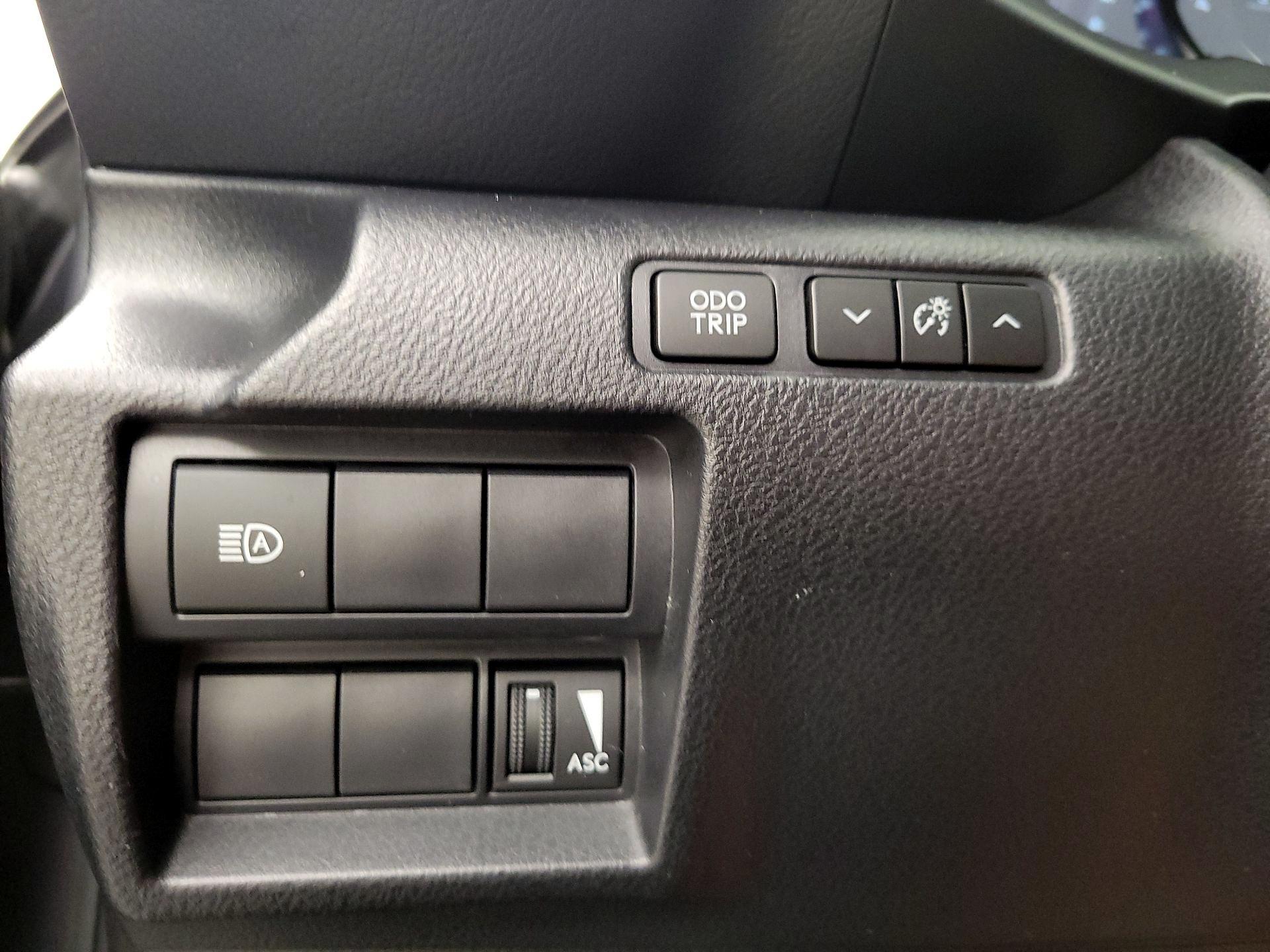 Thumbnail: 2021 Lexus IS - 13