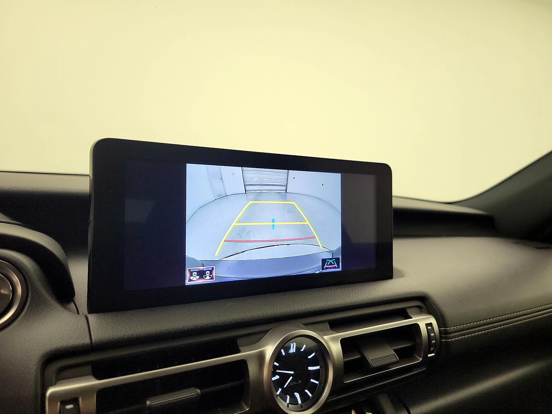 Thumbnail: 2021 Lexus IS - 15