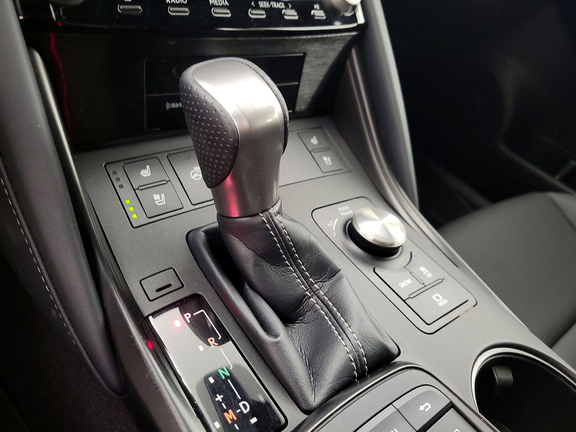 Thumbnail: 2021 Lexus IS - 18