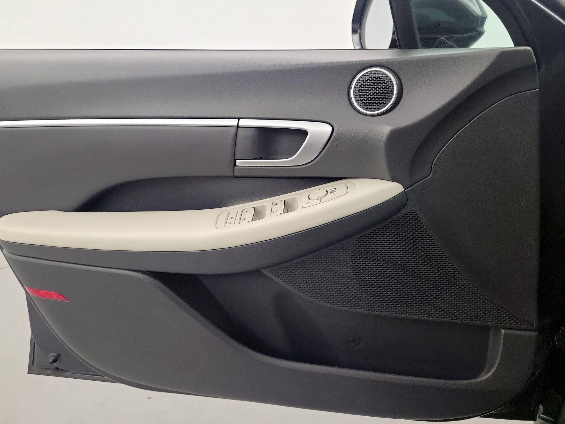 Thumbnail: 2025 Hyundai Sonata - 12