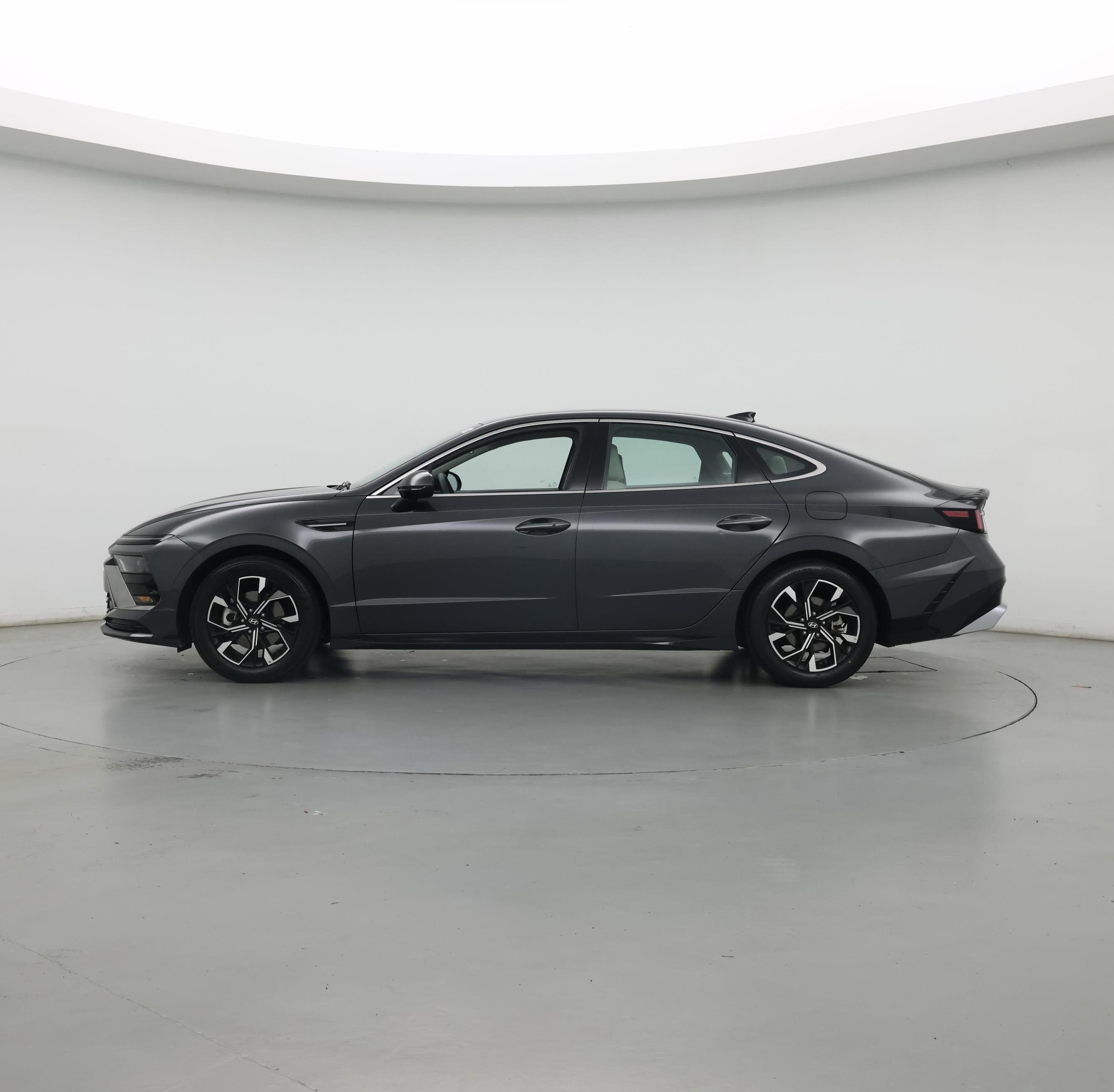 Thumbnail: 2025 Hyundai Sonata - 3