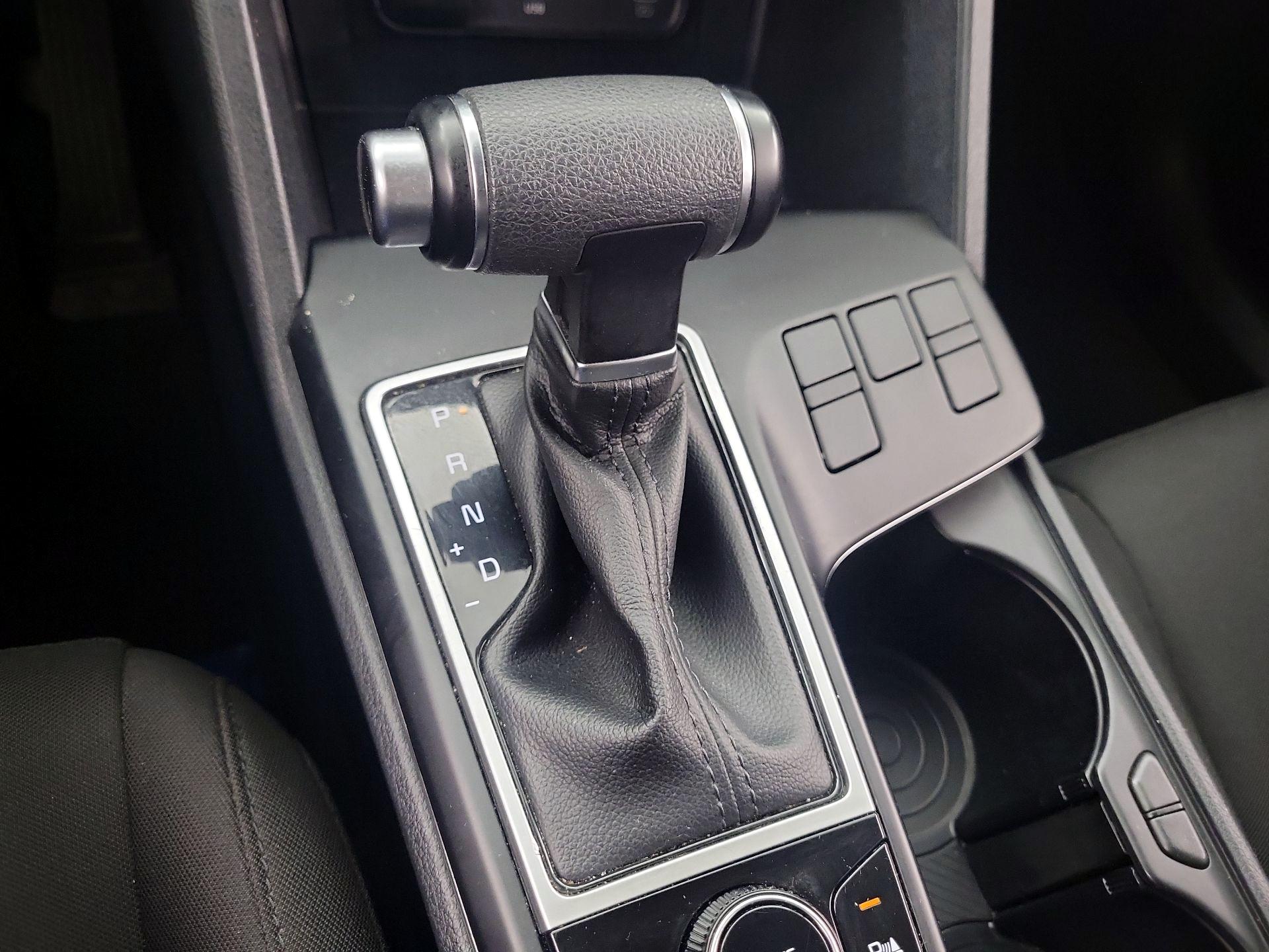 Thumbnail: 2024 Kia Sportage - 16