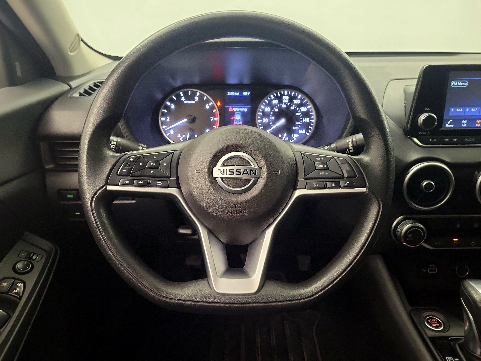 Thumbnail: 2022 Nissan Sentra - 10