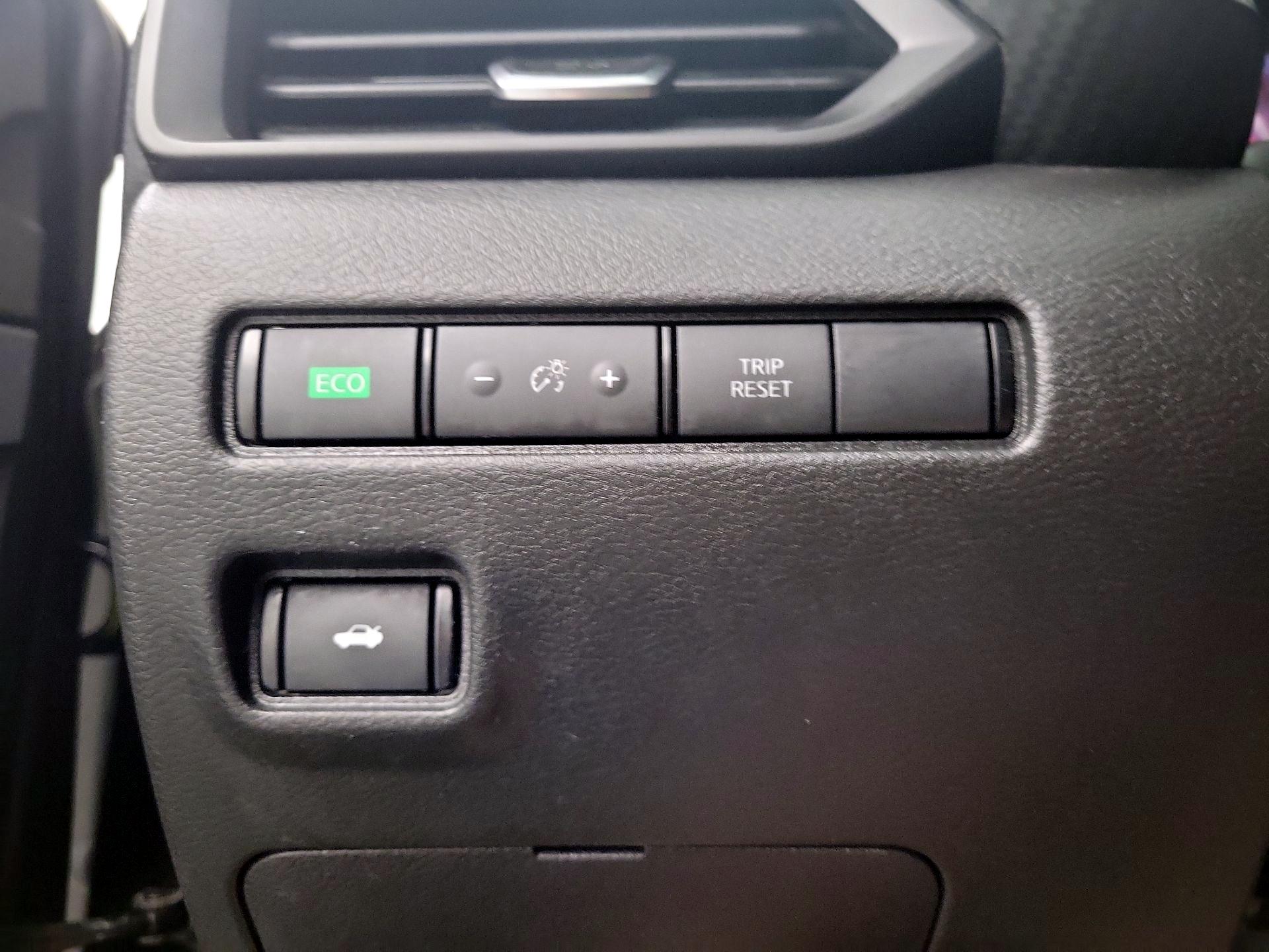 Thumbnail: 2022 Nissan Sentra - 13