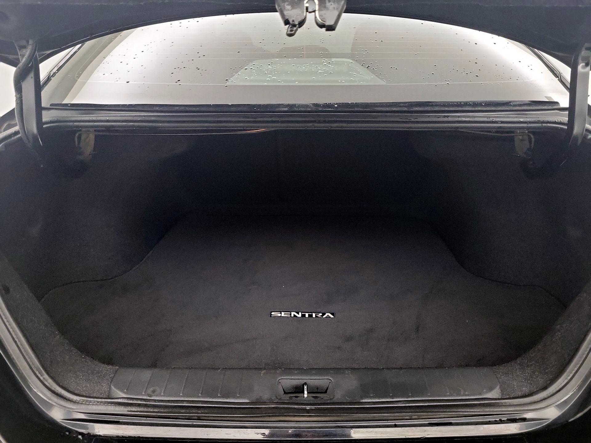 Thumbnail: 2022 Nissan Sentra - 20