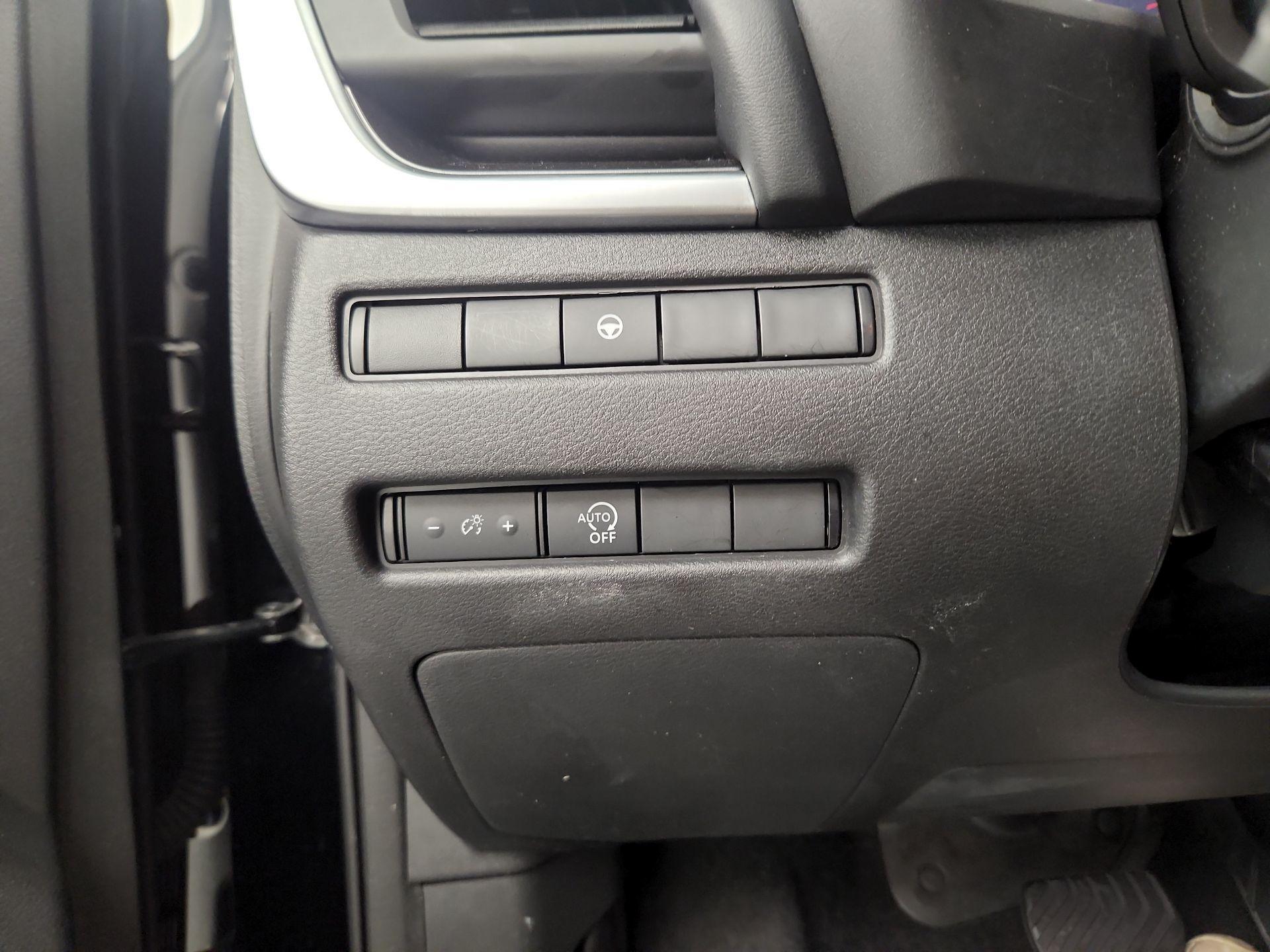 Thumbnail: 2023 Nissan Rogue - 13