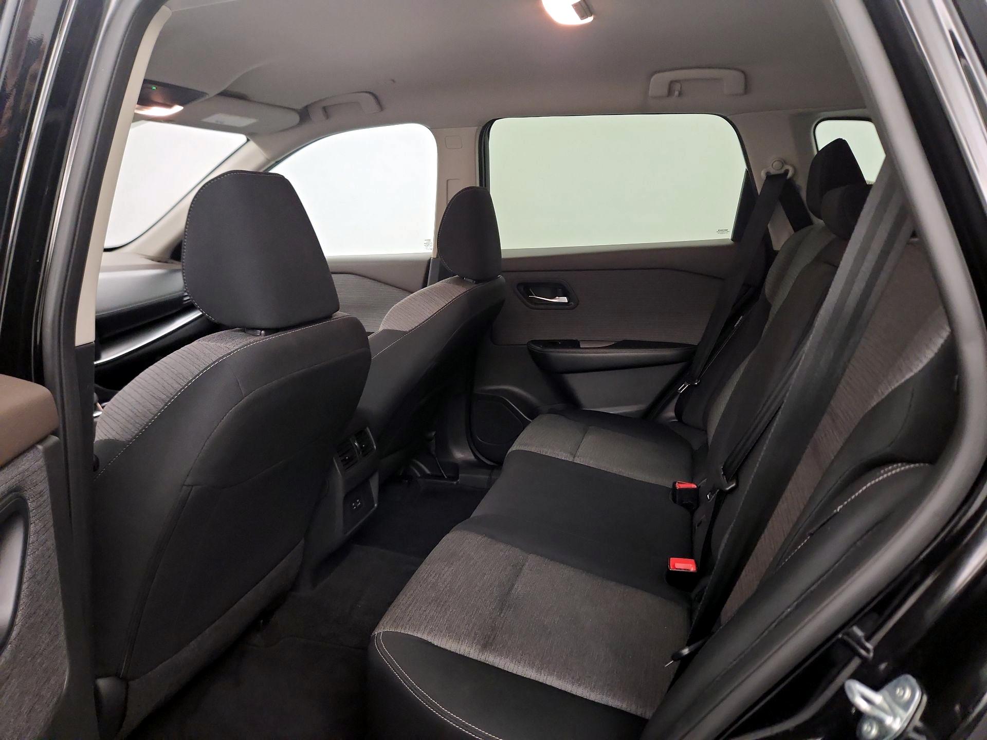 Thumbnail: 2023 Nissan Rogue - 19