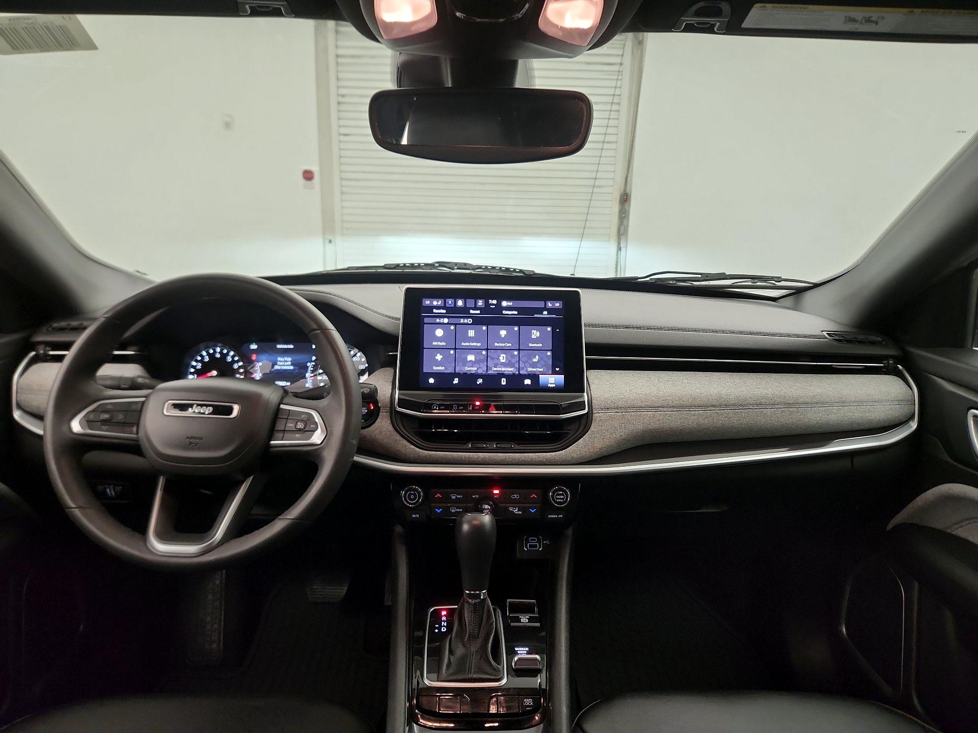 Thumbnail: 2023 Jeep Compass - 9