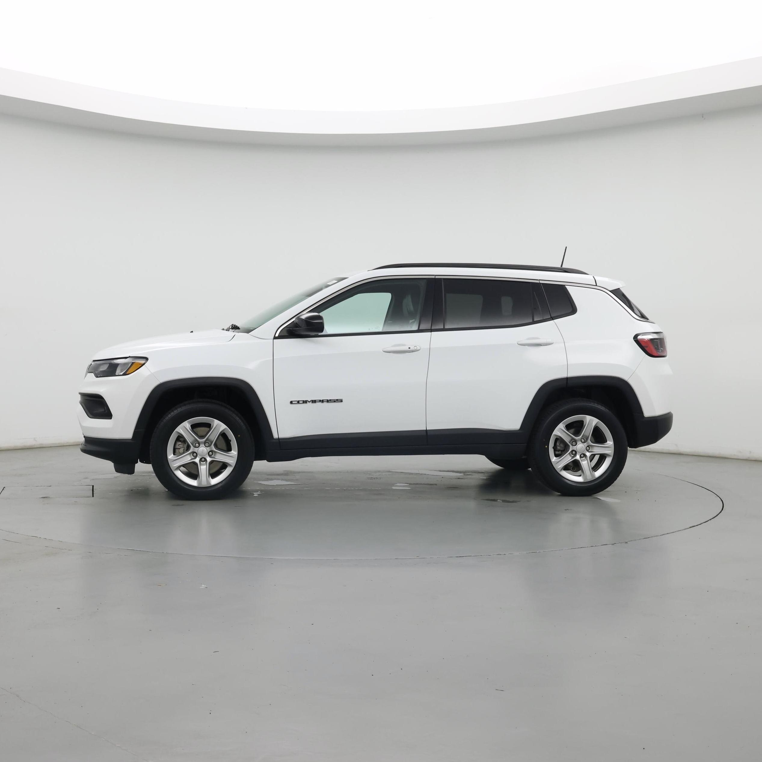 Thumbnail: 2023 Jeep Compass - 3