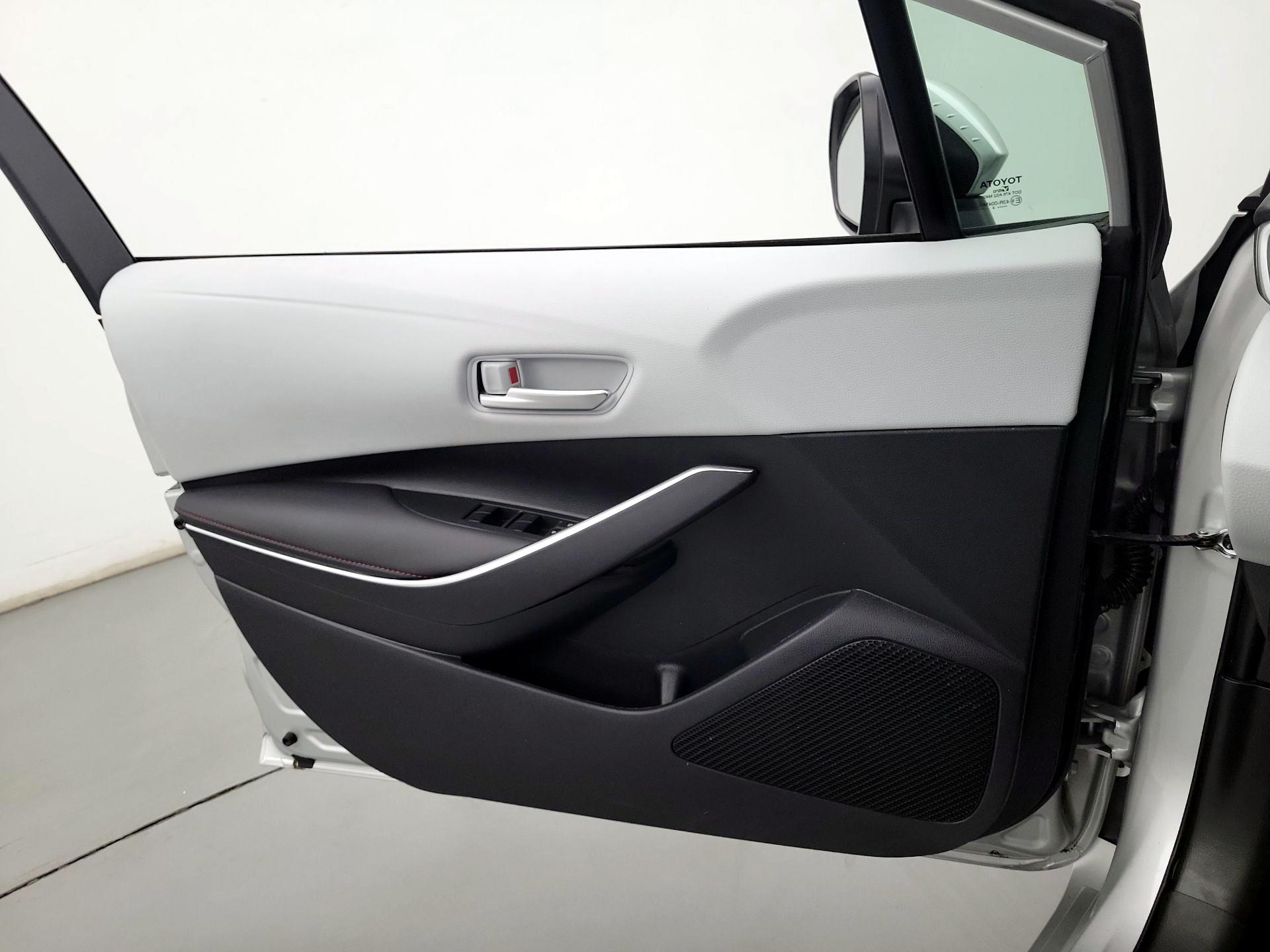 Thumbnail: 2024 Toyota Corolla - 12