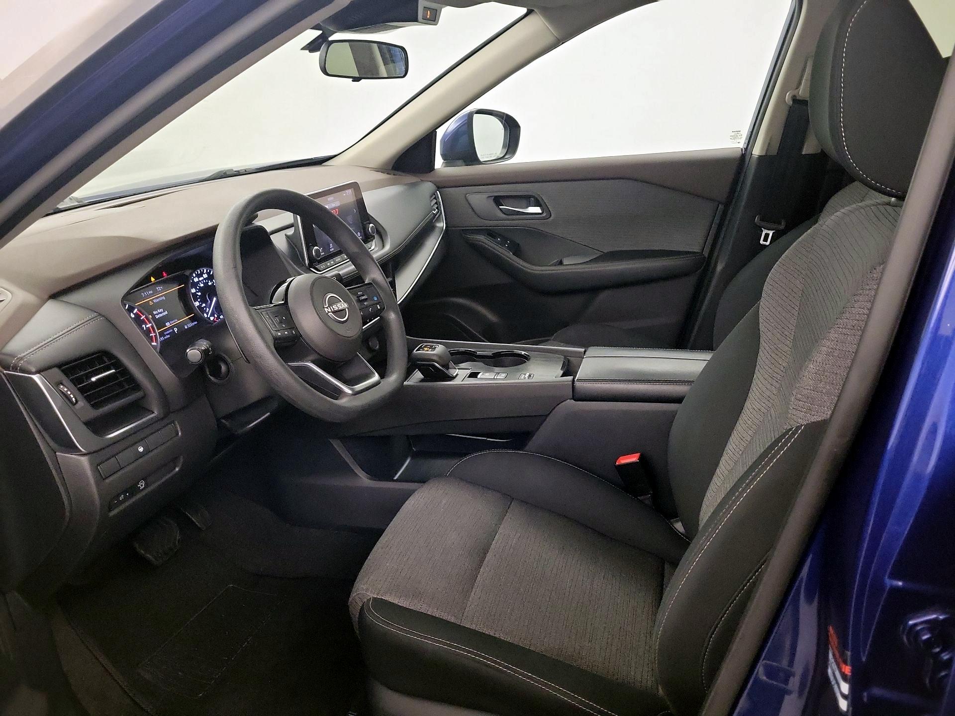 Thumbnail: 2023 Nissan Rogue - 11