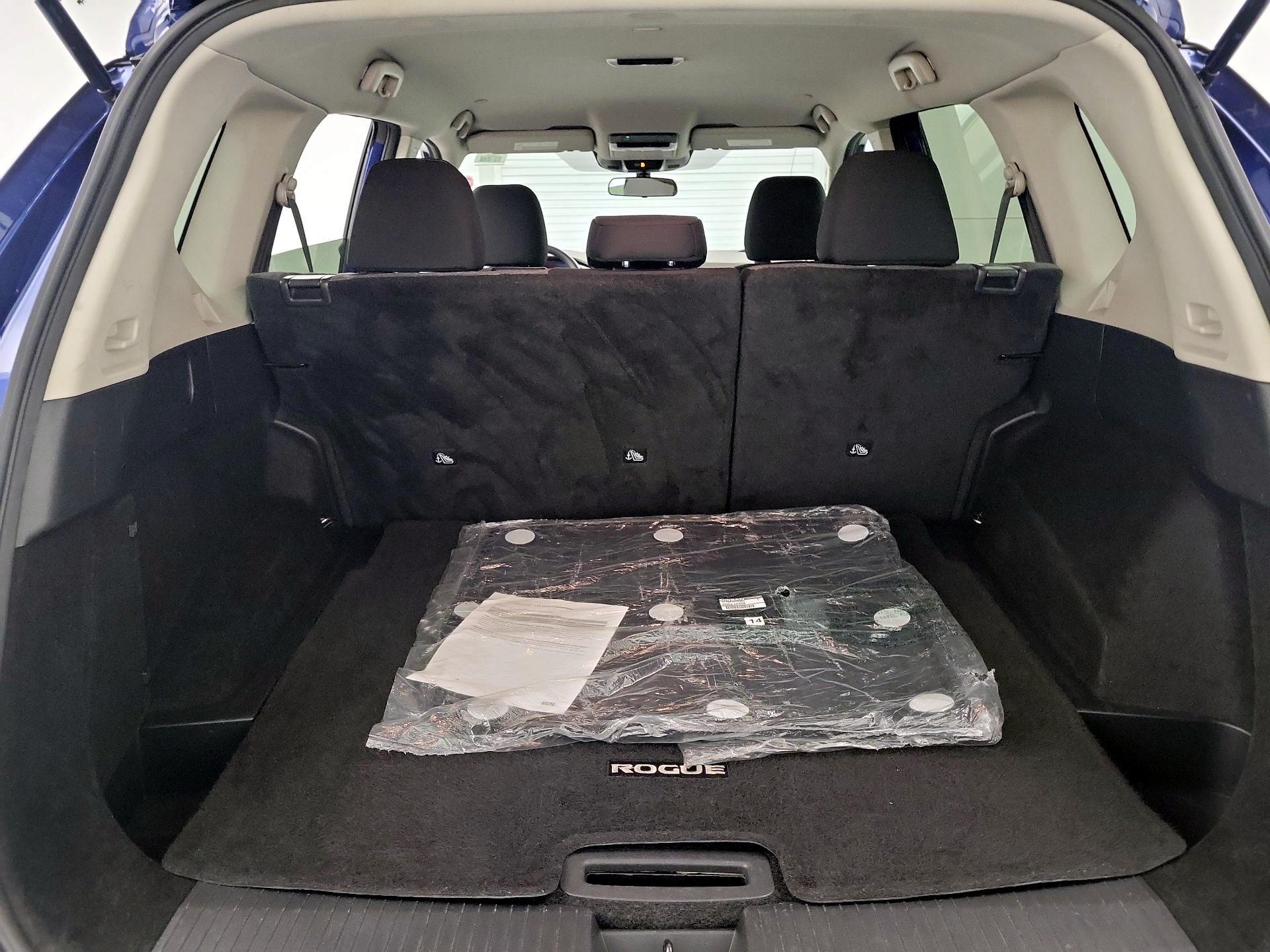 Thumbnail: 2023 Nissan Rogue - 20