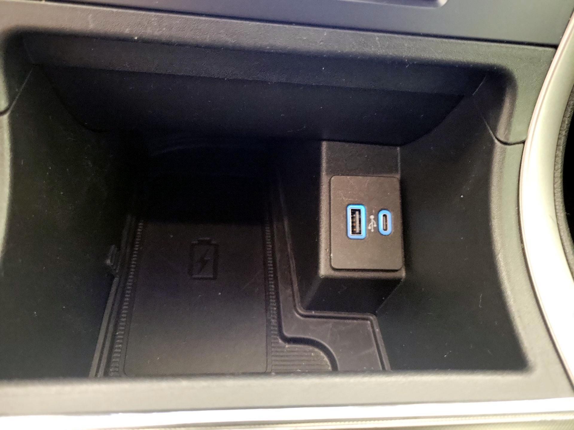 Thumbnail: 2022 Ford Edge - 18