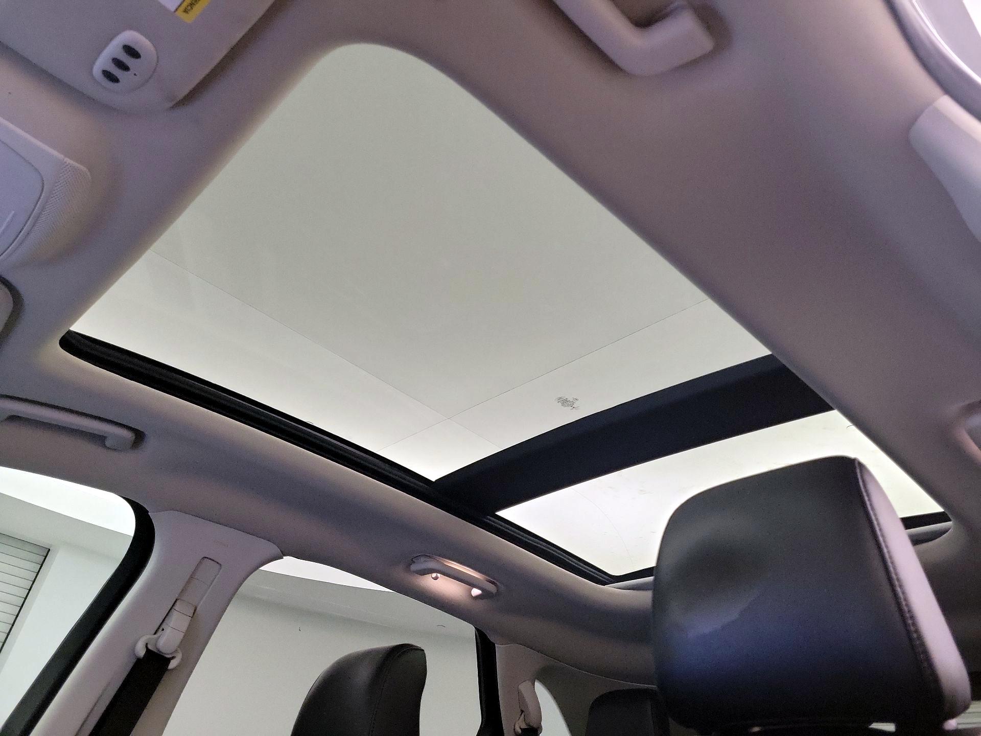 Thumbnail: 2022 Ford Edge - 19