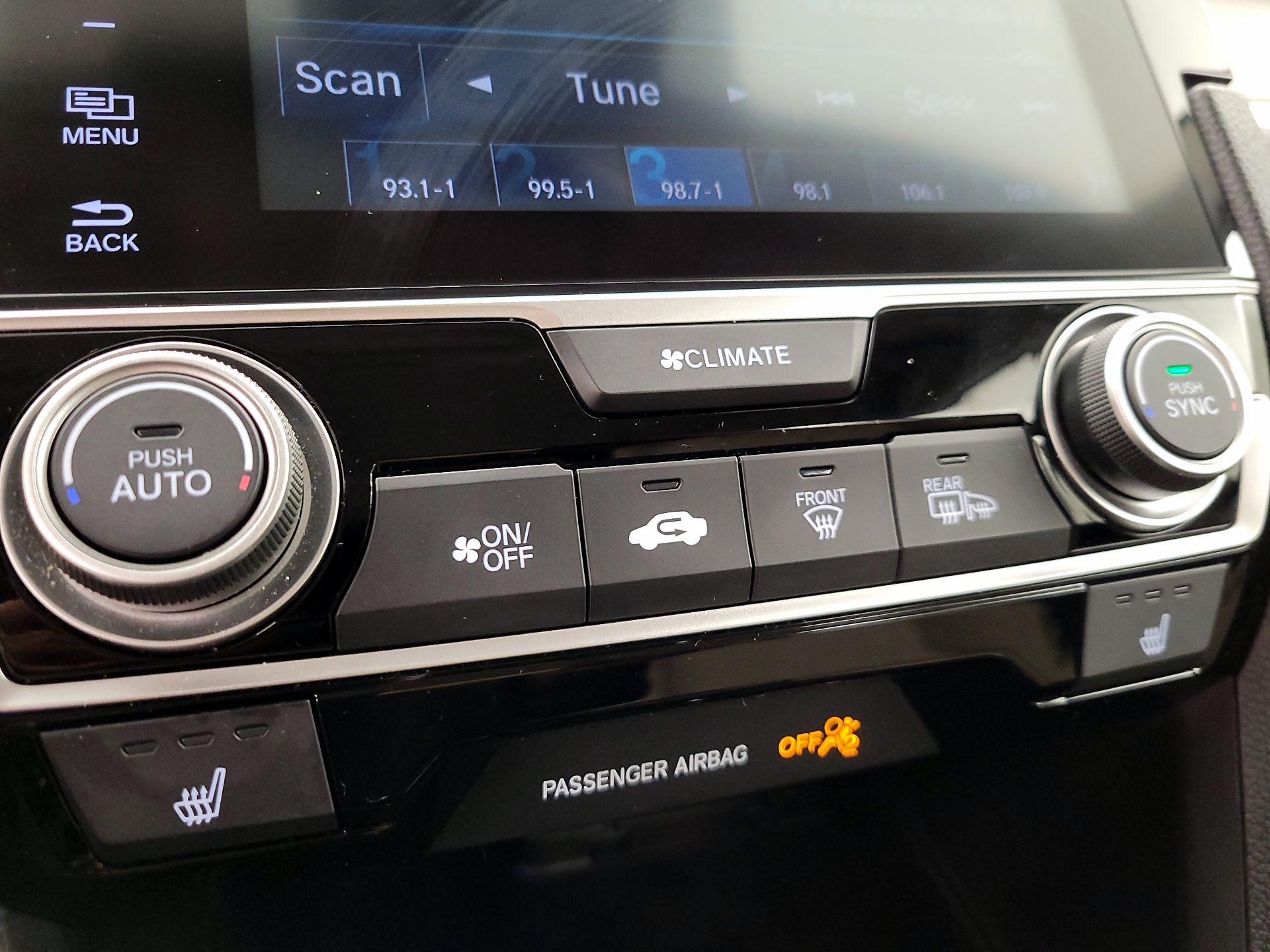 Thumbnail: 2016 Honda Civic - 17