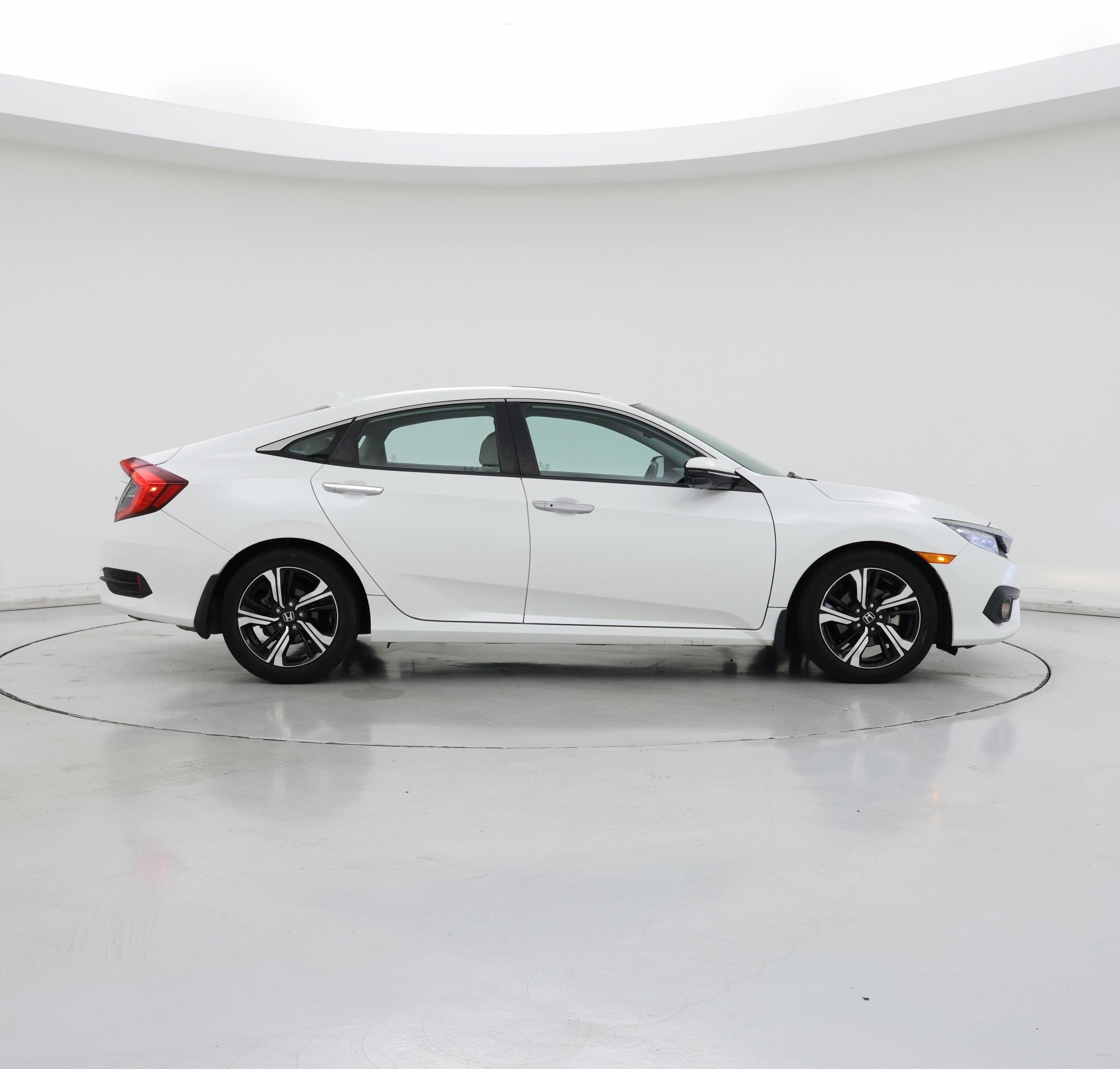 Thumbnail: 2016 Honda Civic - 7