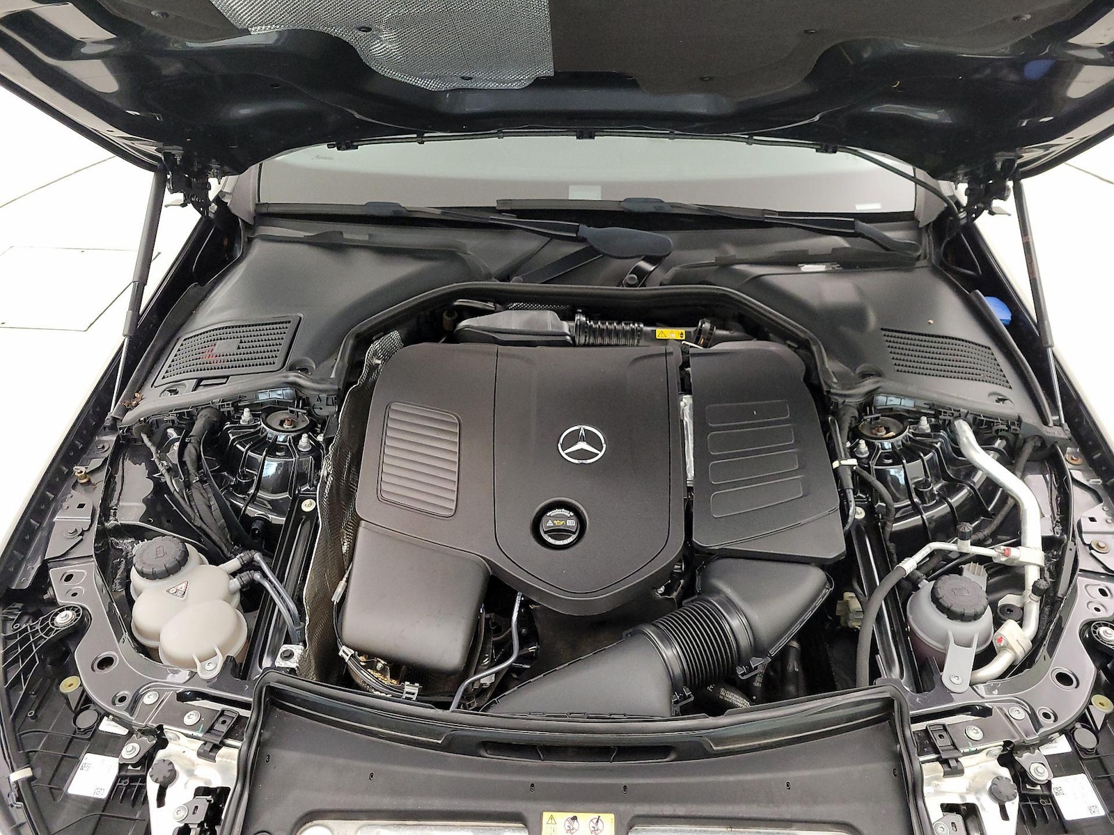 2022 Mercedes-Benz C-Class Sedan C 300 - Photo 23