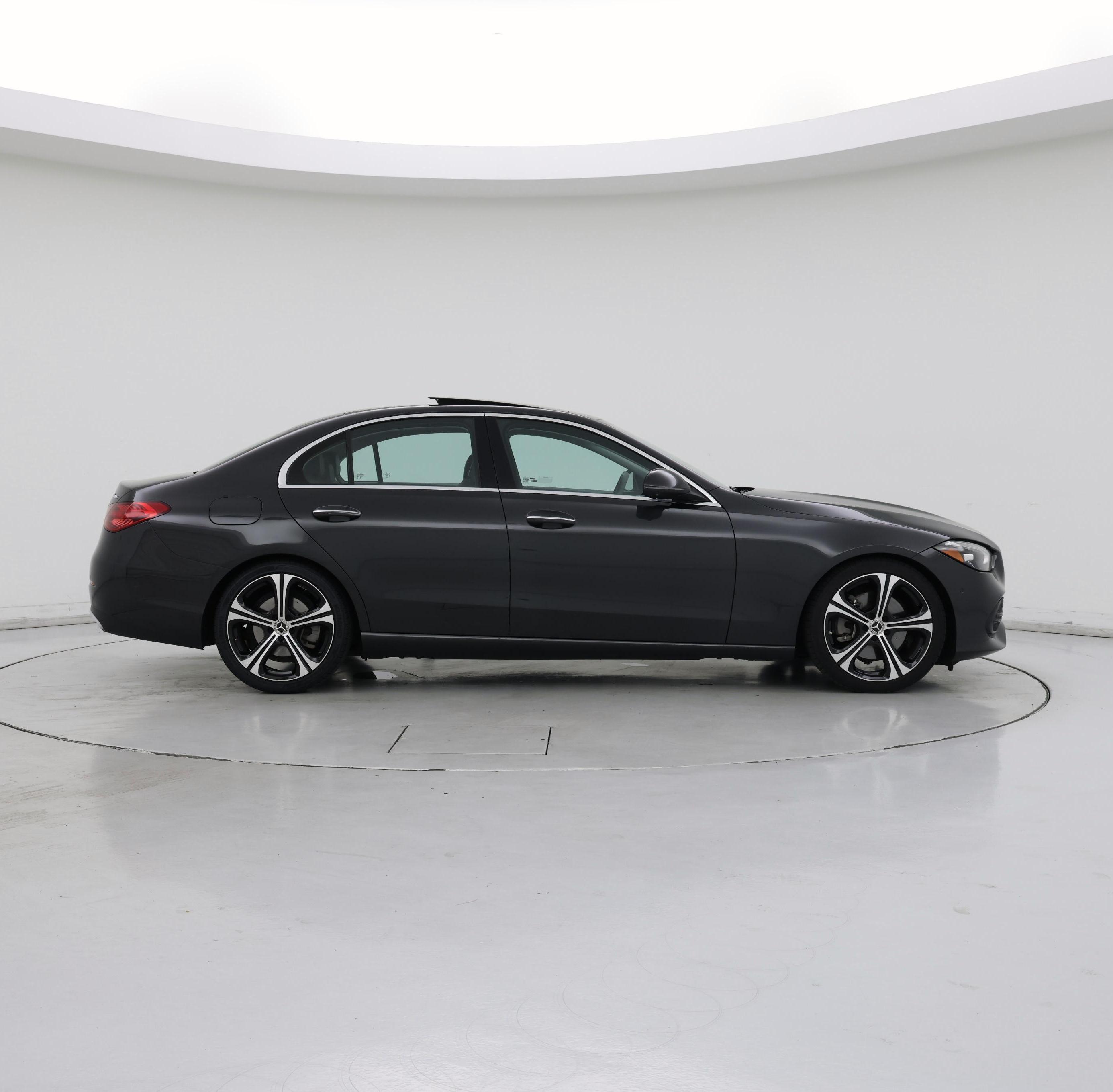 Thumbnail: 2022 Mercedes-Benz C-Class - 7