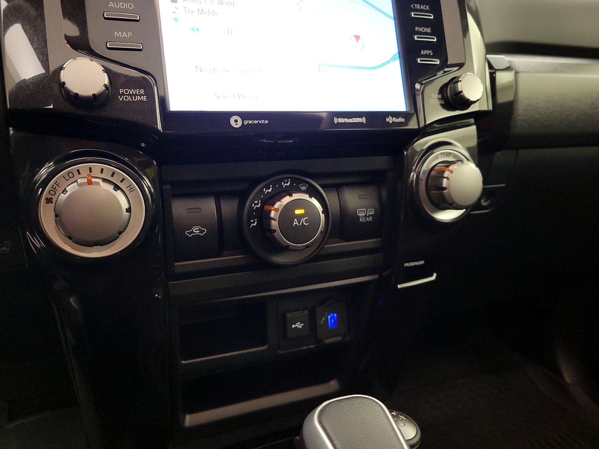 Thumbnail: 2023 Toyota 4Runner - 17