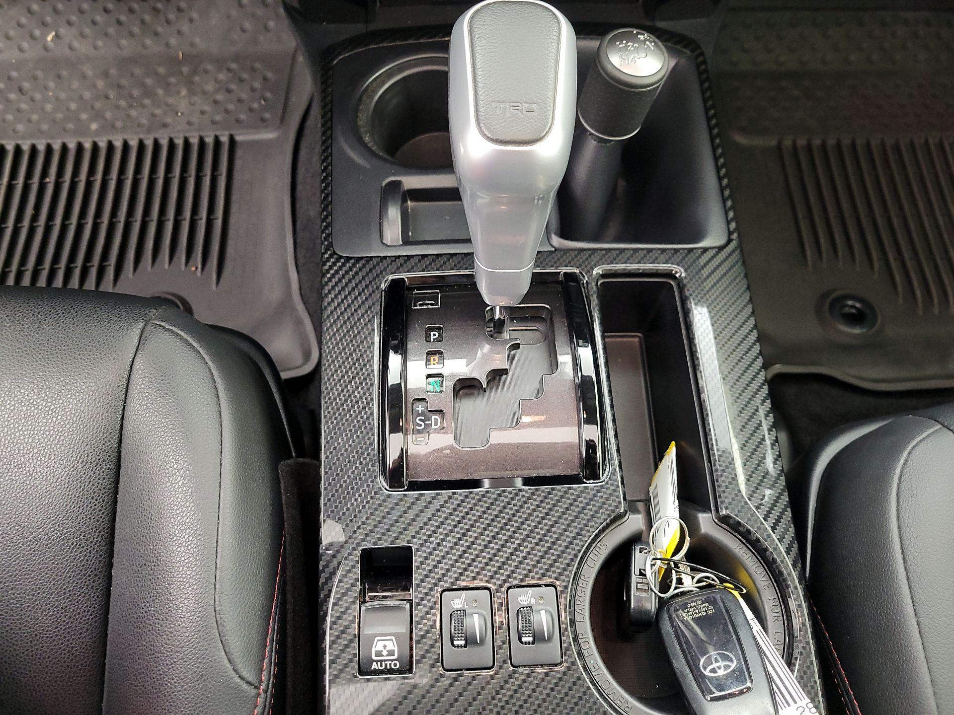 Thumbnail: 2023 Toyota 4Runner - 18