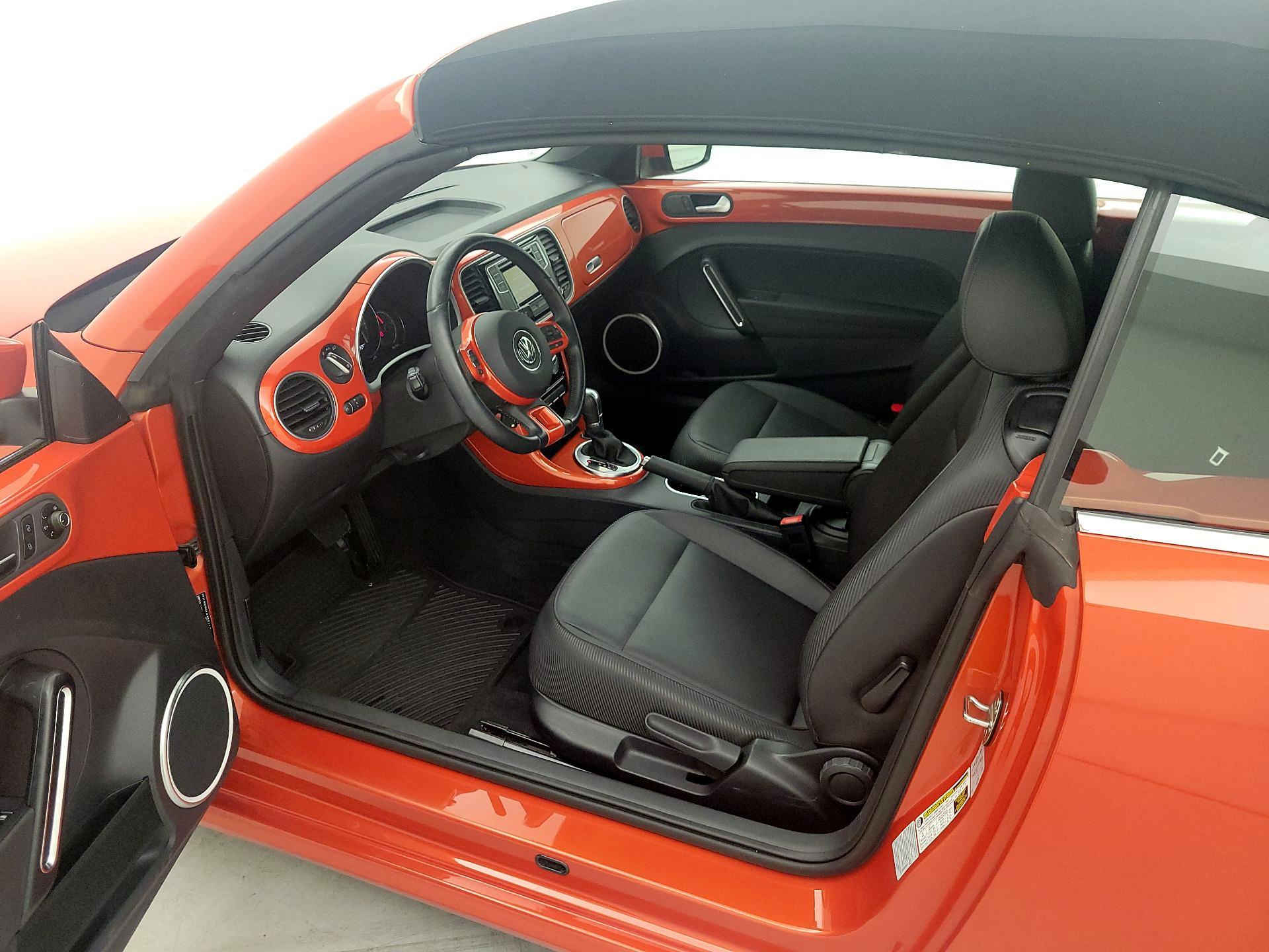 Thumbnail: 2017 Volkswagen Beetle - 11