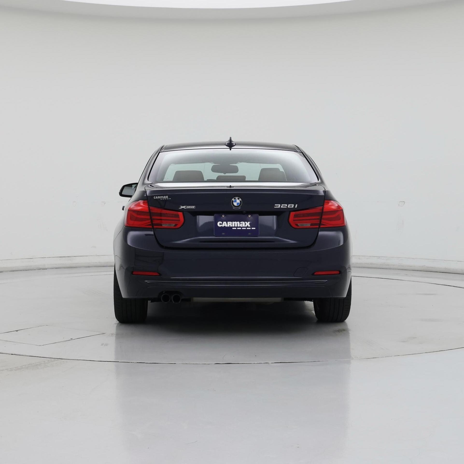 Thumbnail: 2016 BMW 3 Series - 6