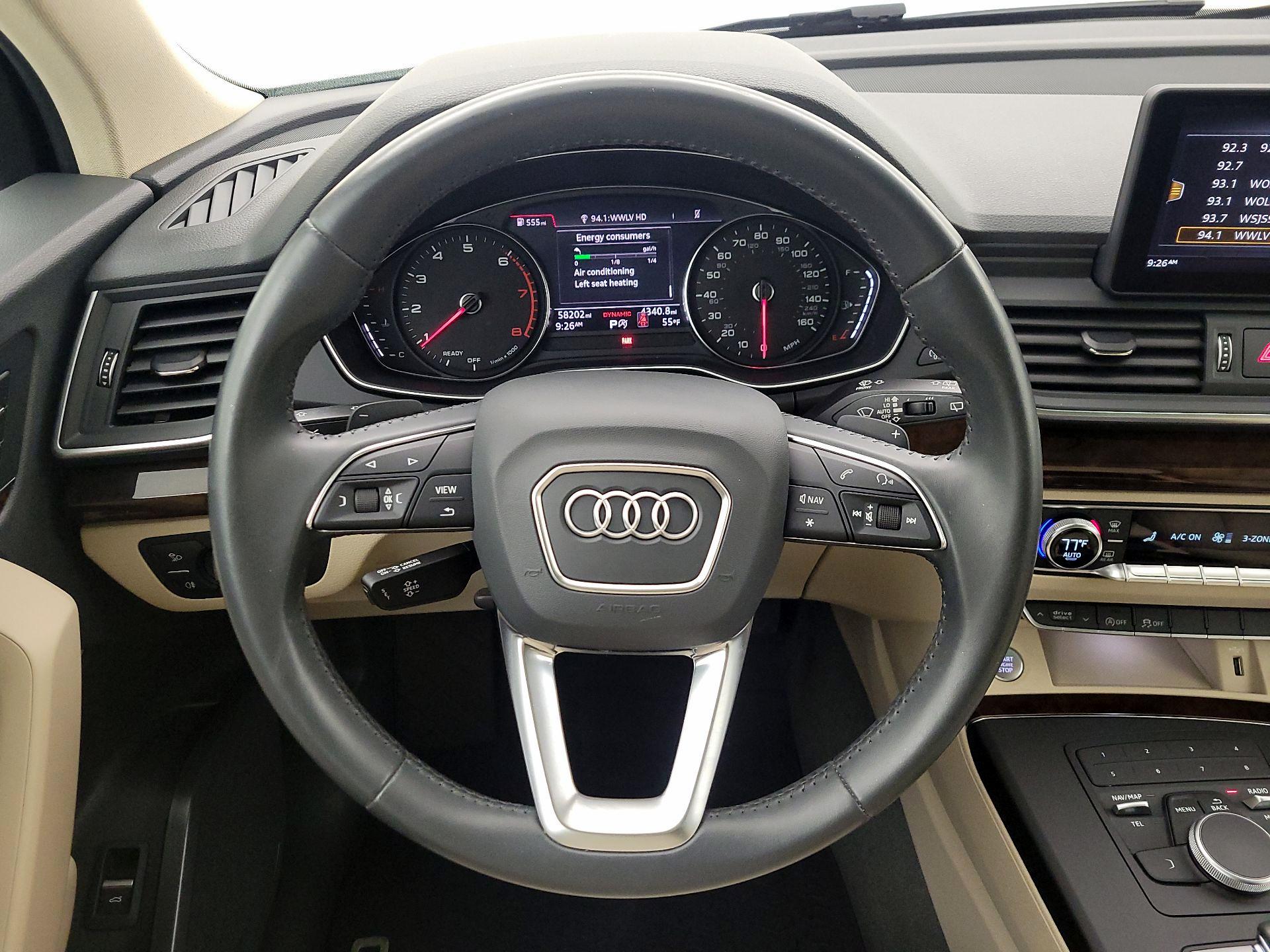 Thumbnail: 2020 Audi Q5 - 10