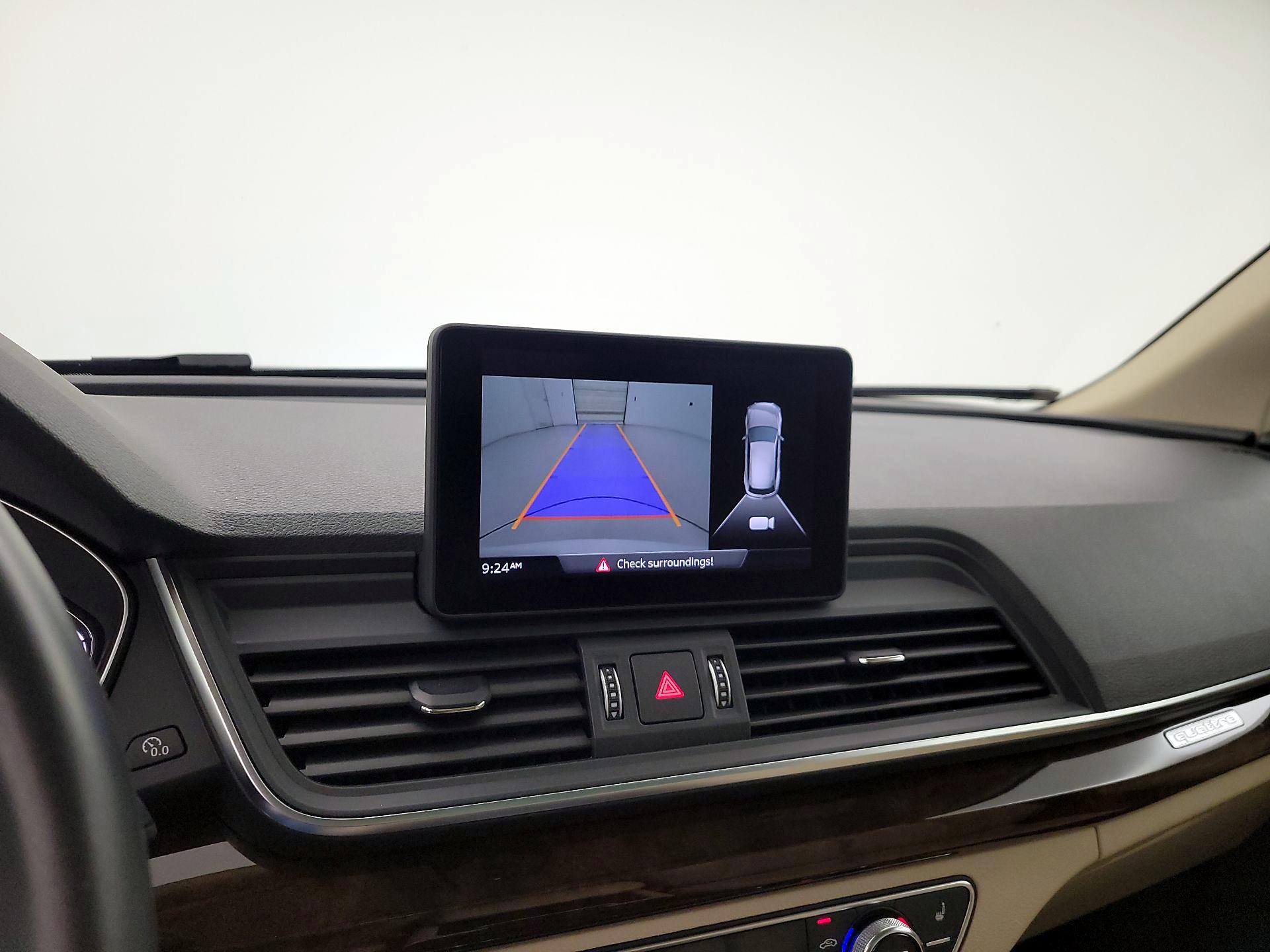 Thumbnail: 2020 Audi Q5 - 14