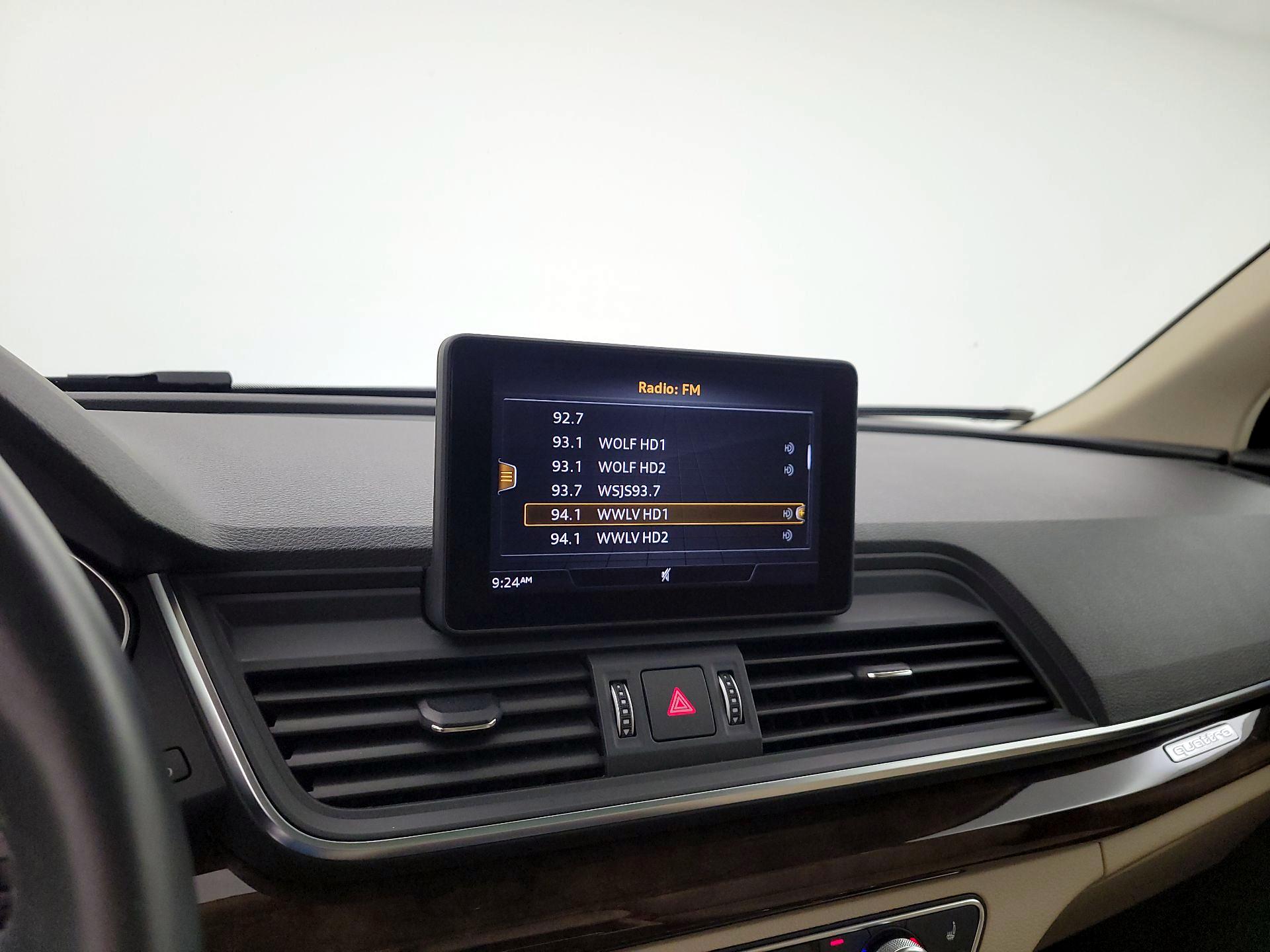 Thumbnail: 2020 Audi Q5 - 15