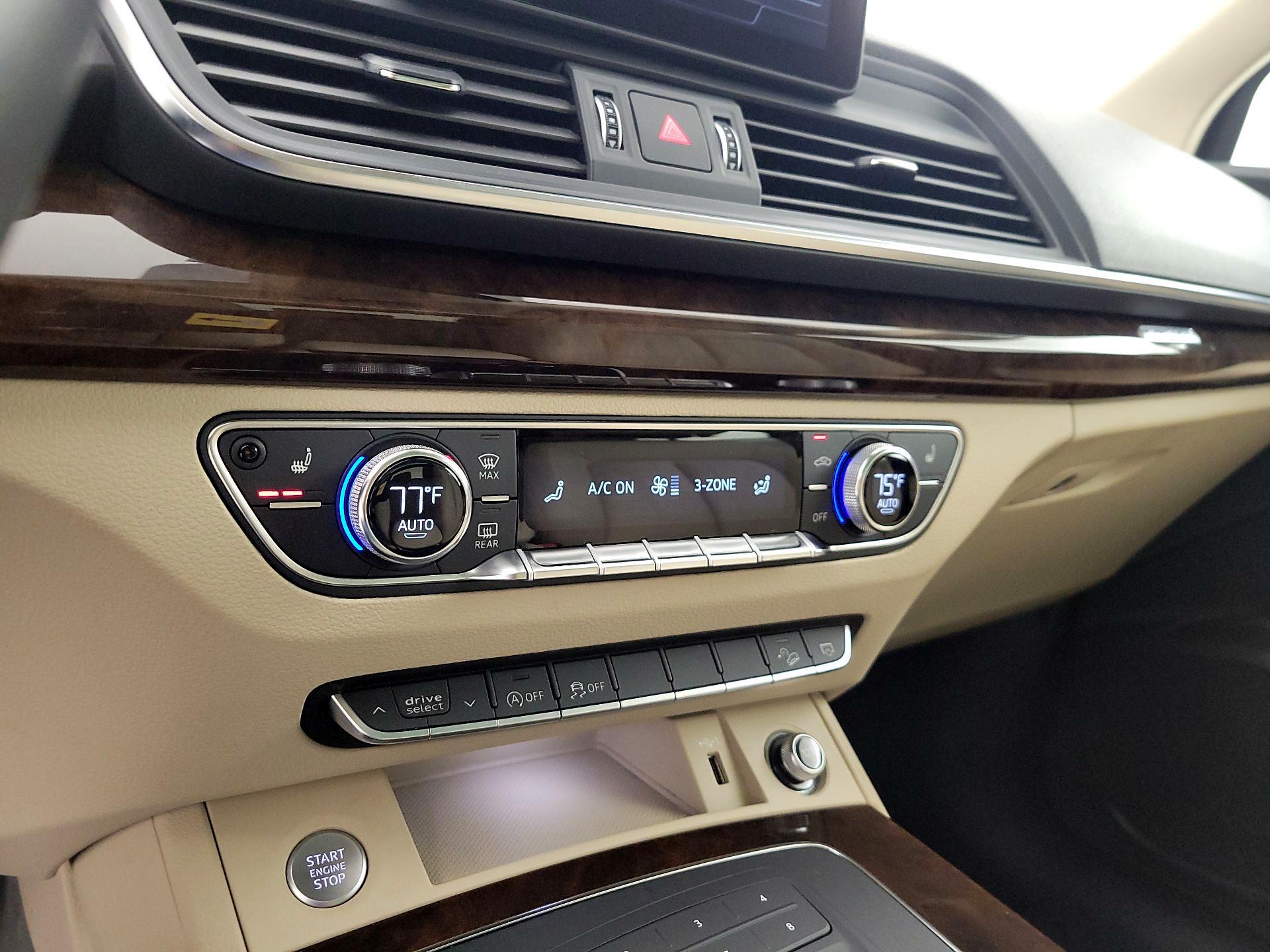 Thumbnail: 2020 Audi Q5 - 16