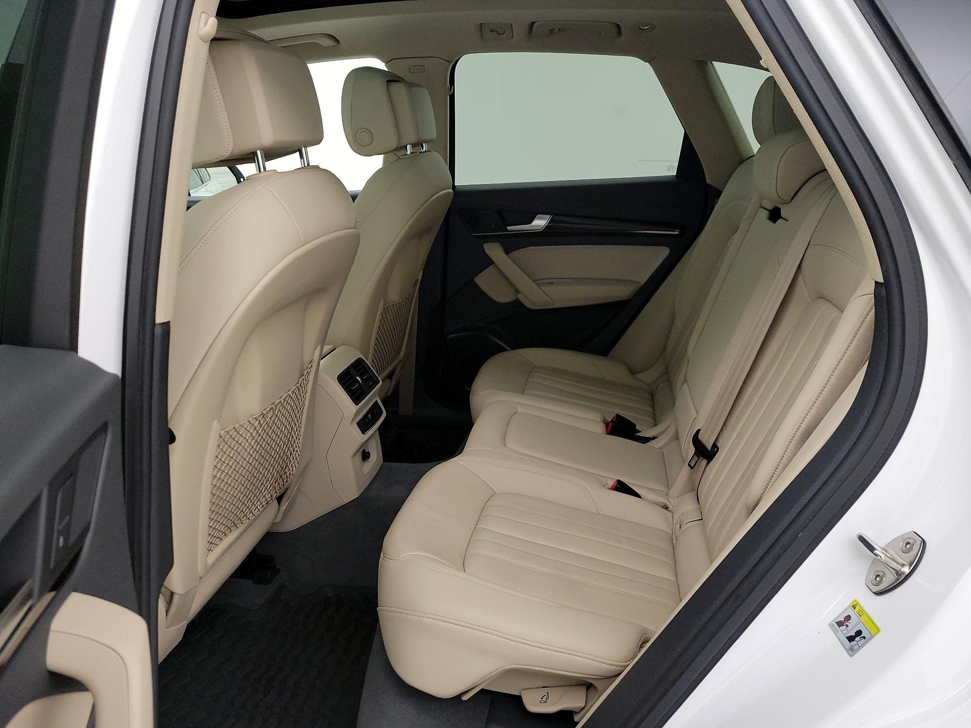 Thumbnail: 2020 Audi Q5 - 20