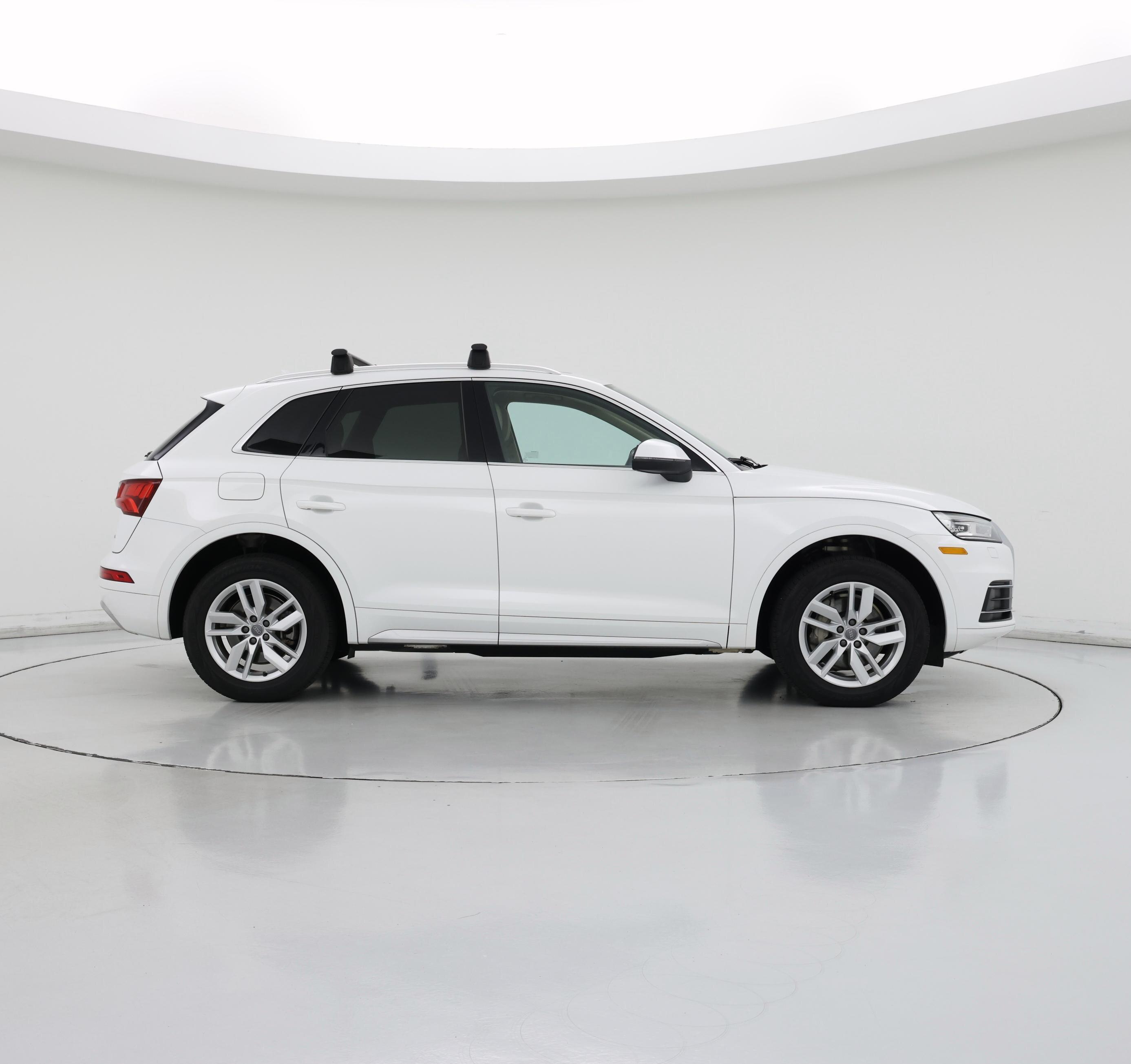 Thumbnail: 2020 Audi Q5 - 7